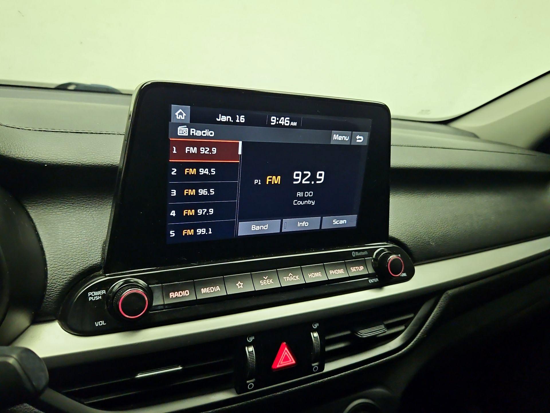 Thumbnail: 2021 Kia Forte - 15