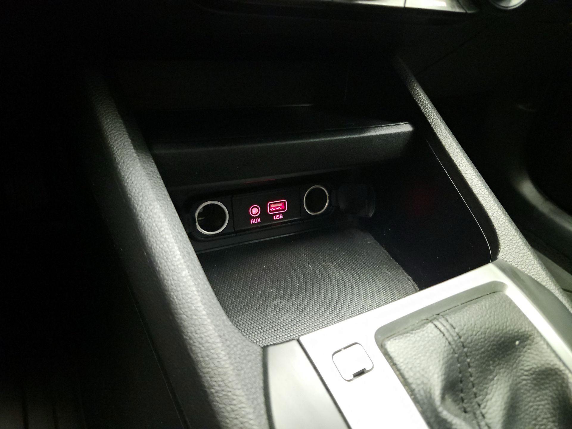 Thumbnail: 2021 Kia Forte - 18