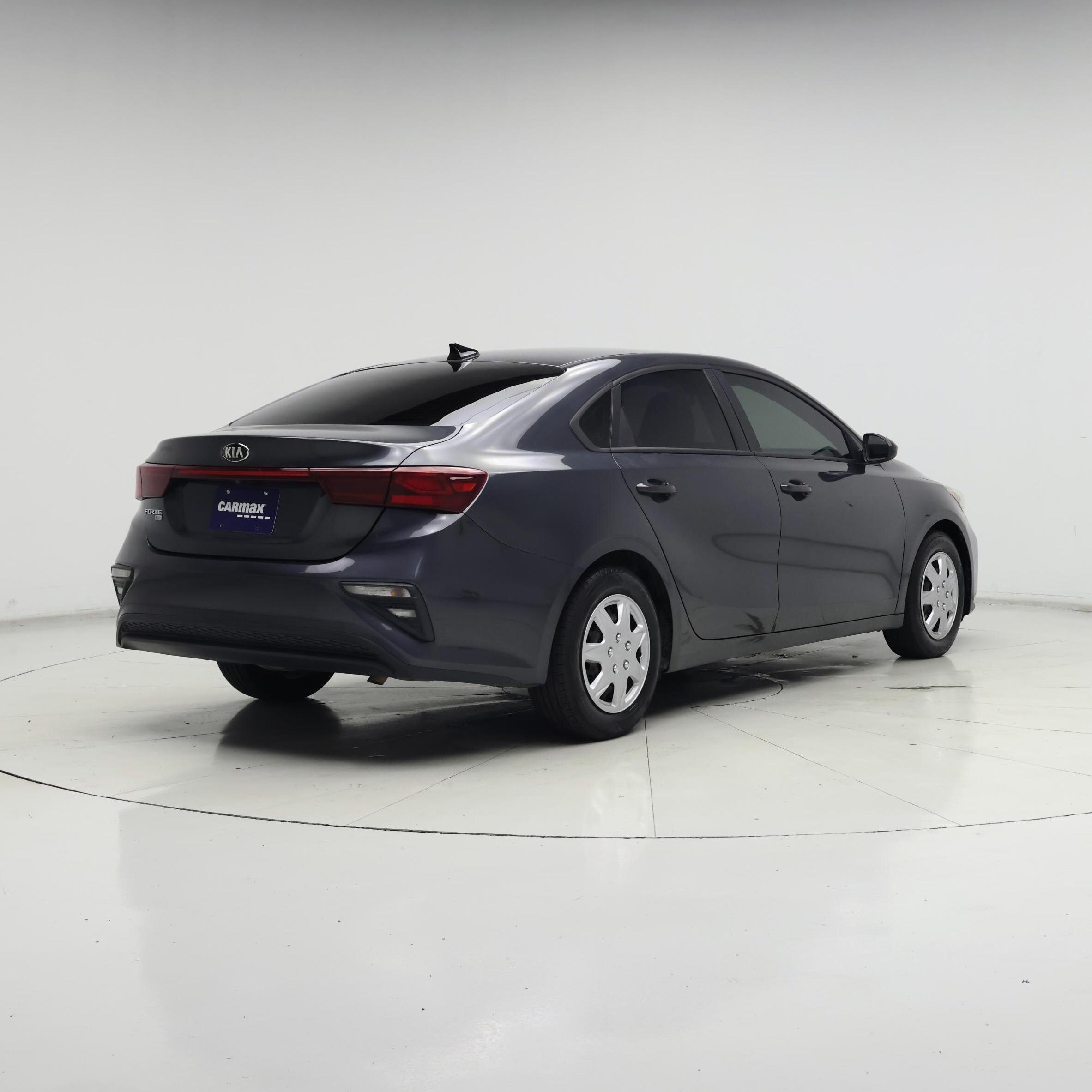 Thumbnail: 2021 Kia Forte - 8