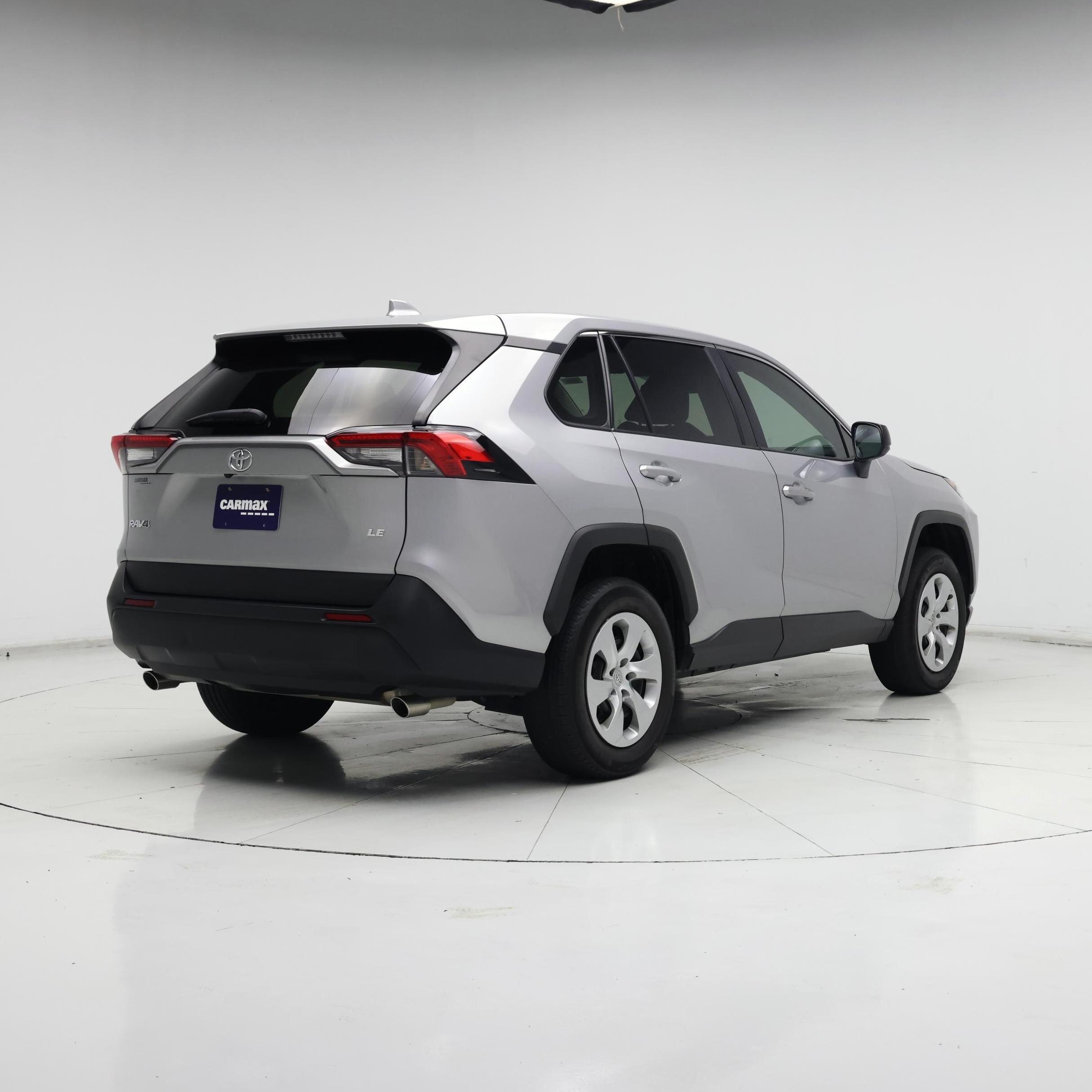 Thumbnail: 2022 Toyota RAV4 - 8