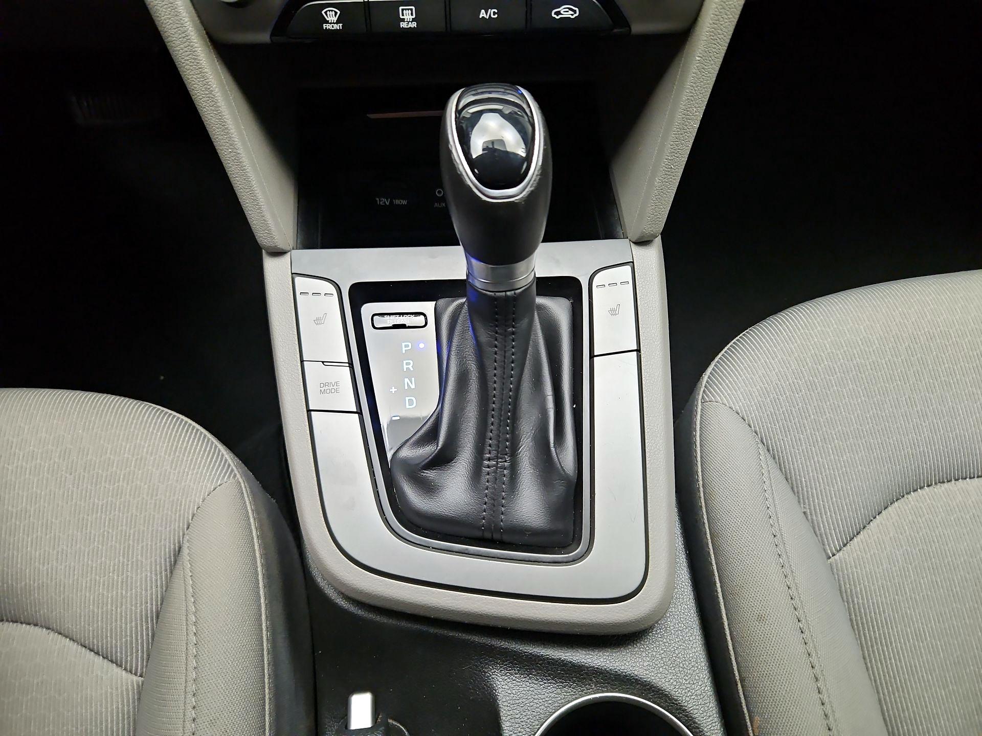 Thumbnail: 2018 Hyundai Elantra - 17