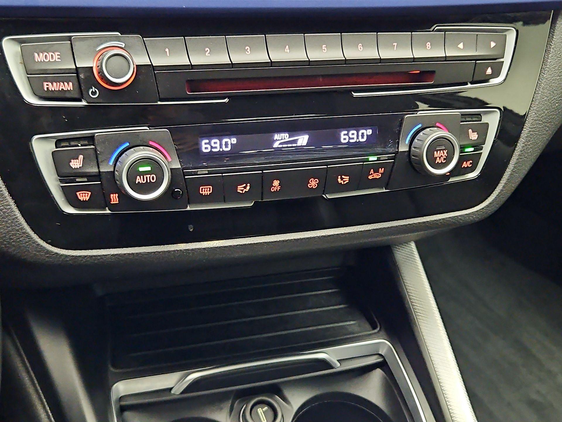 Thumbnail: 2019 BMW 2 Series - 17