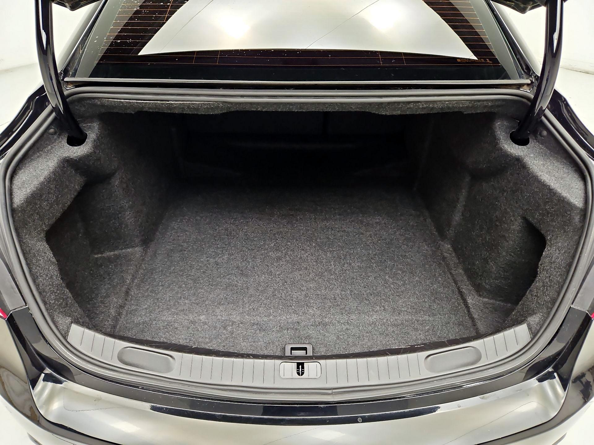 Thumbnail: 2017 Chevrolet Impala - 20