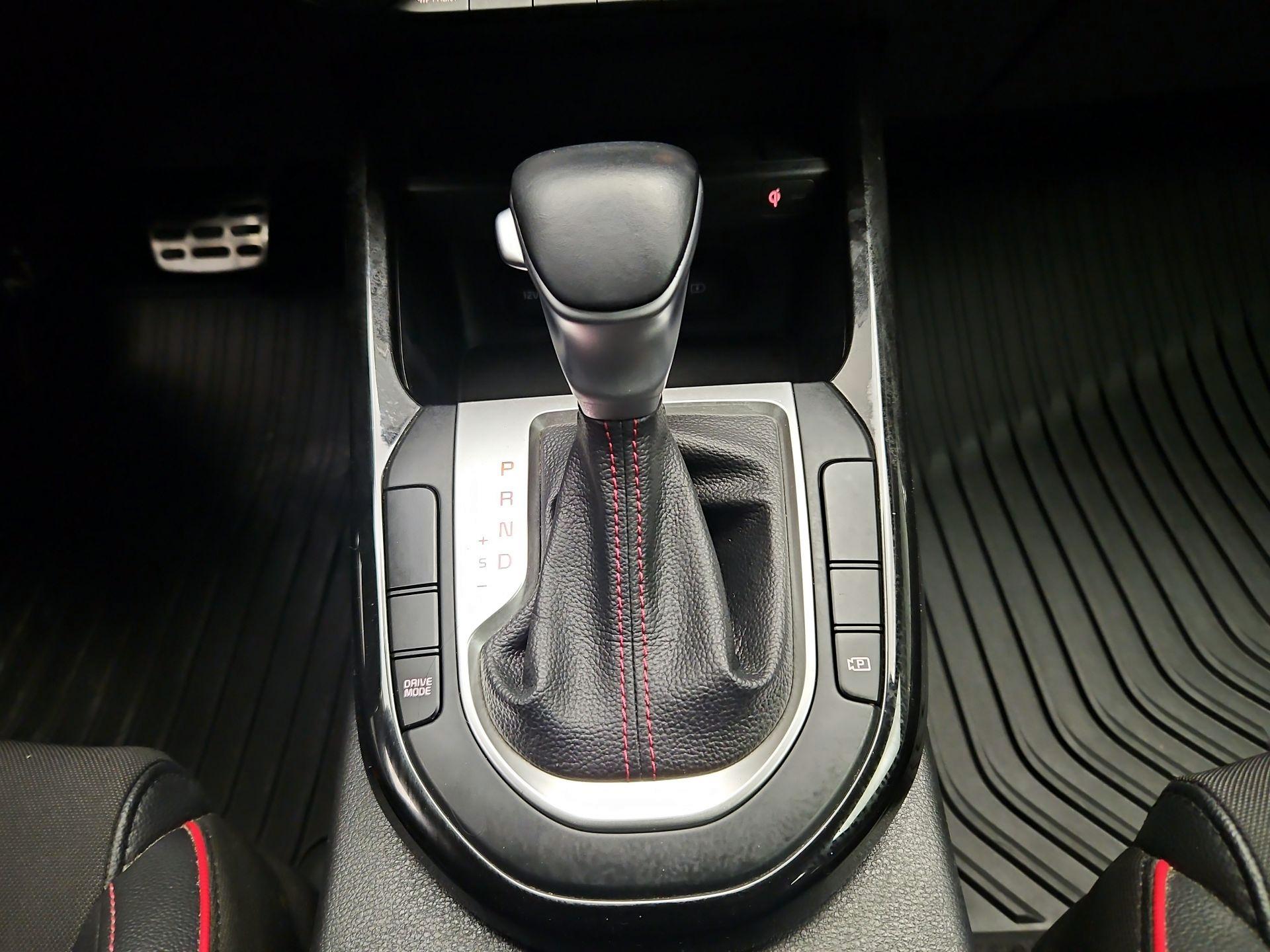 Thumbnail: 2022 Kia Forte - 18