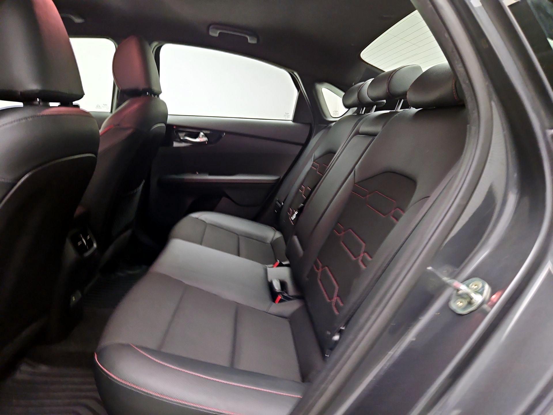 Thumbnail: 2022 Kia Forte - 20