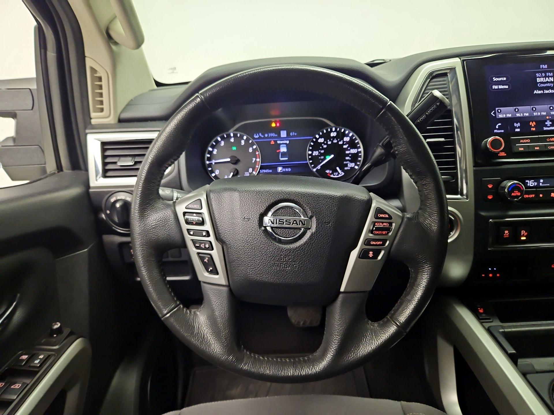 Thumbnail: 2020 Nissan Titan - 10