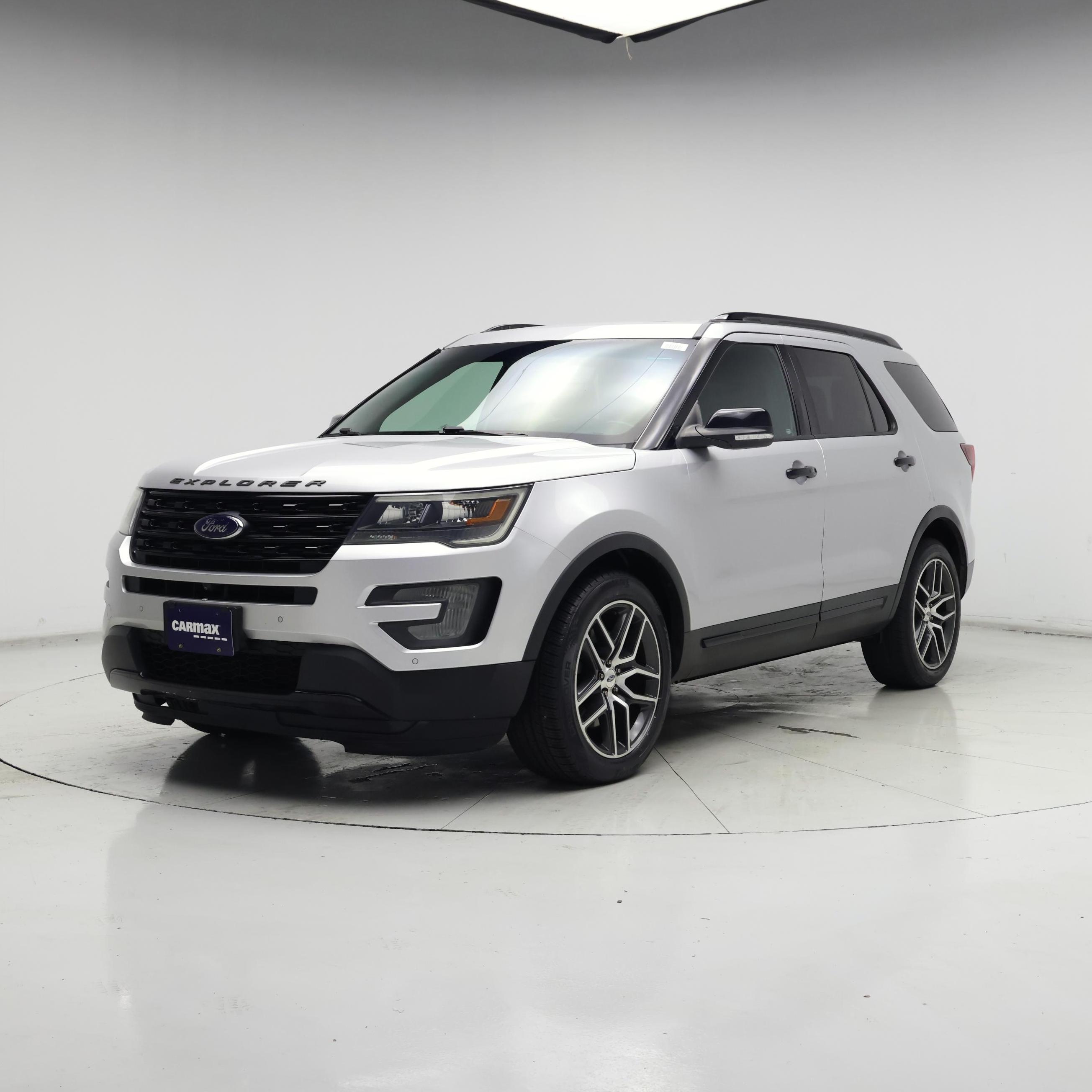 Thumbnail: 2016 Ford Explorer - 4