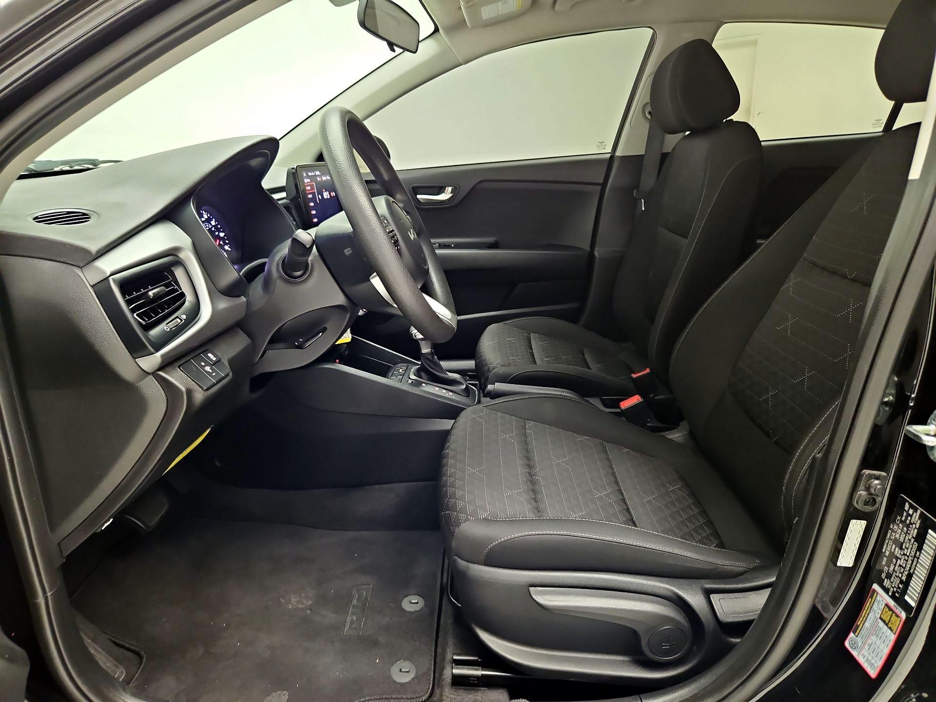 Thumbnail: 2023 Kia Rio - 11