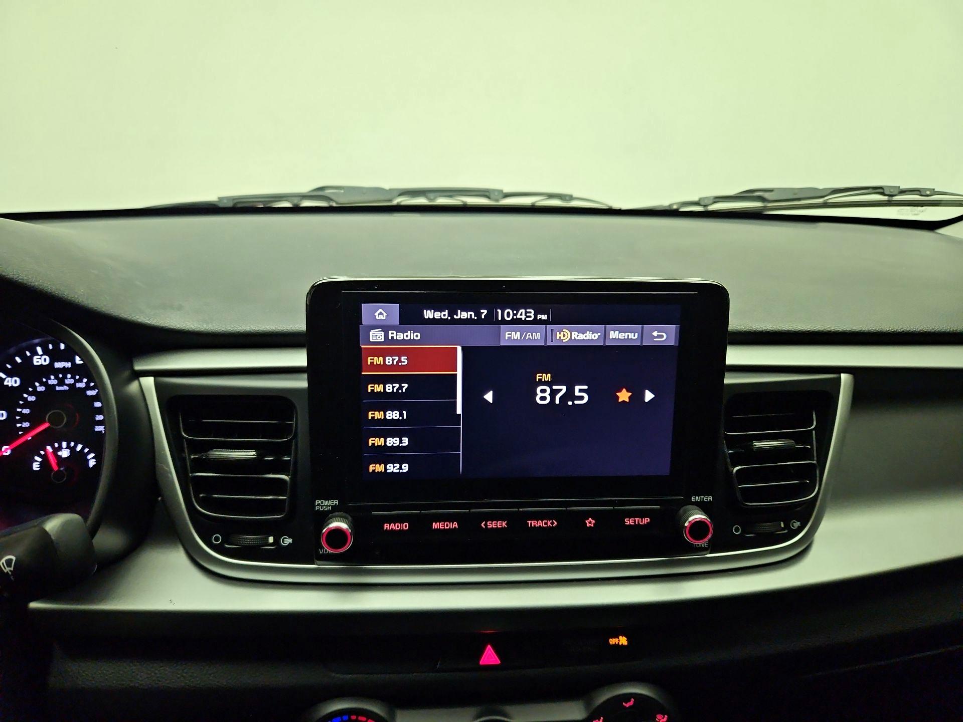 Thumbnail: 2023 Kia Rio - 14