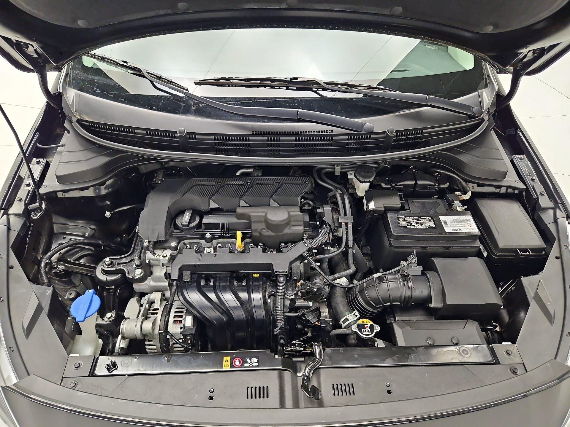 Thumbnail: 2023 Kia Rio - 19