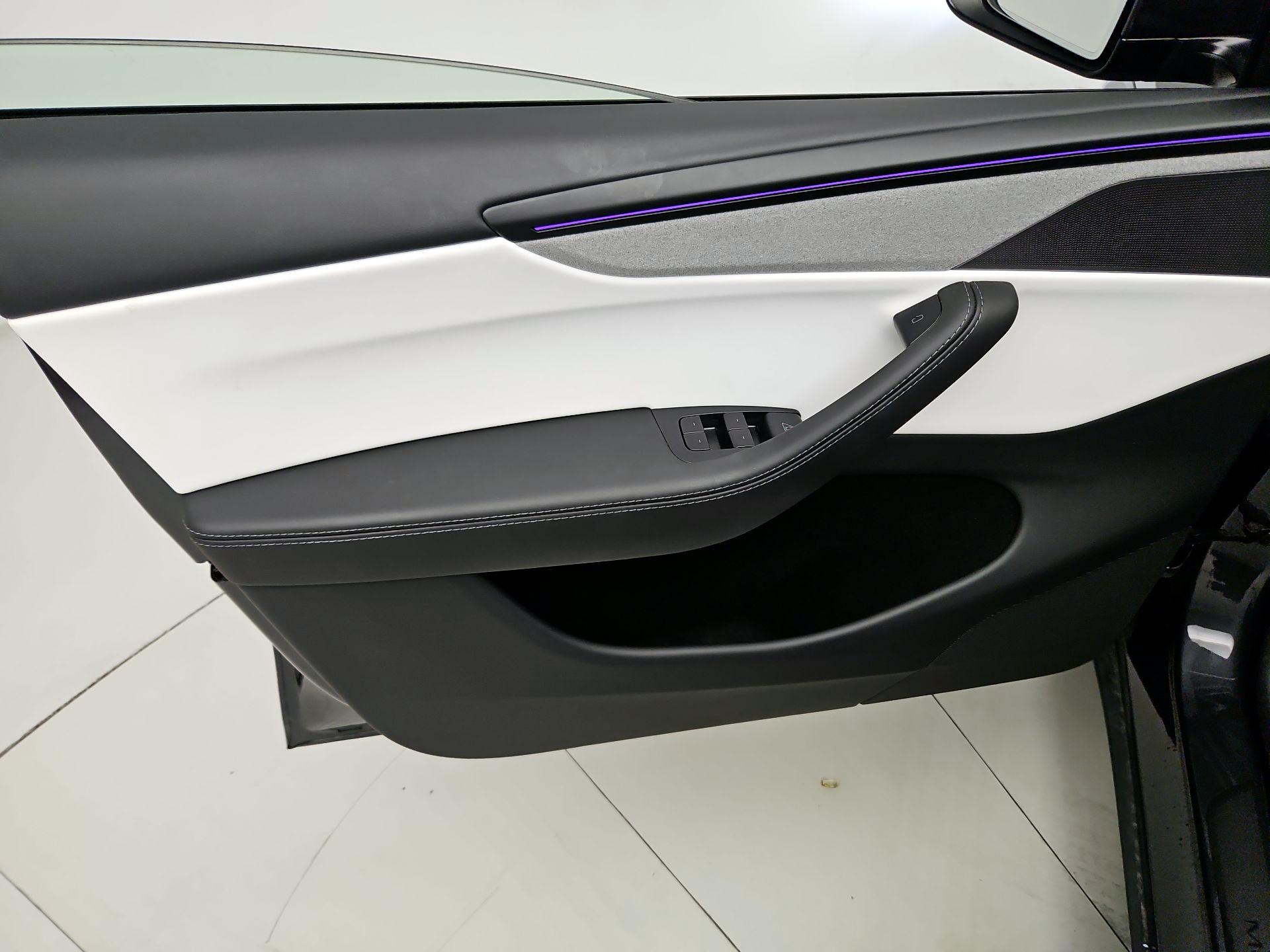 Thumbnail: 2026 Tesla Model Y - 12