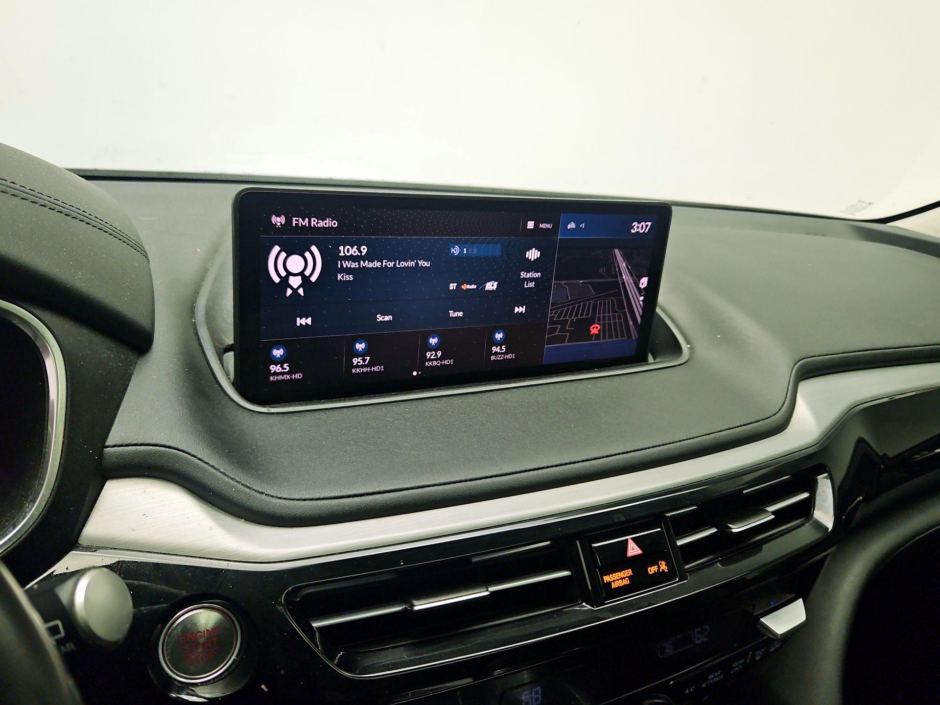 Thumbnail: 2023 Acura MDX - 16