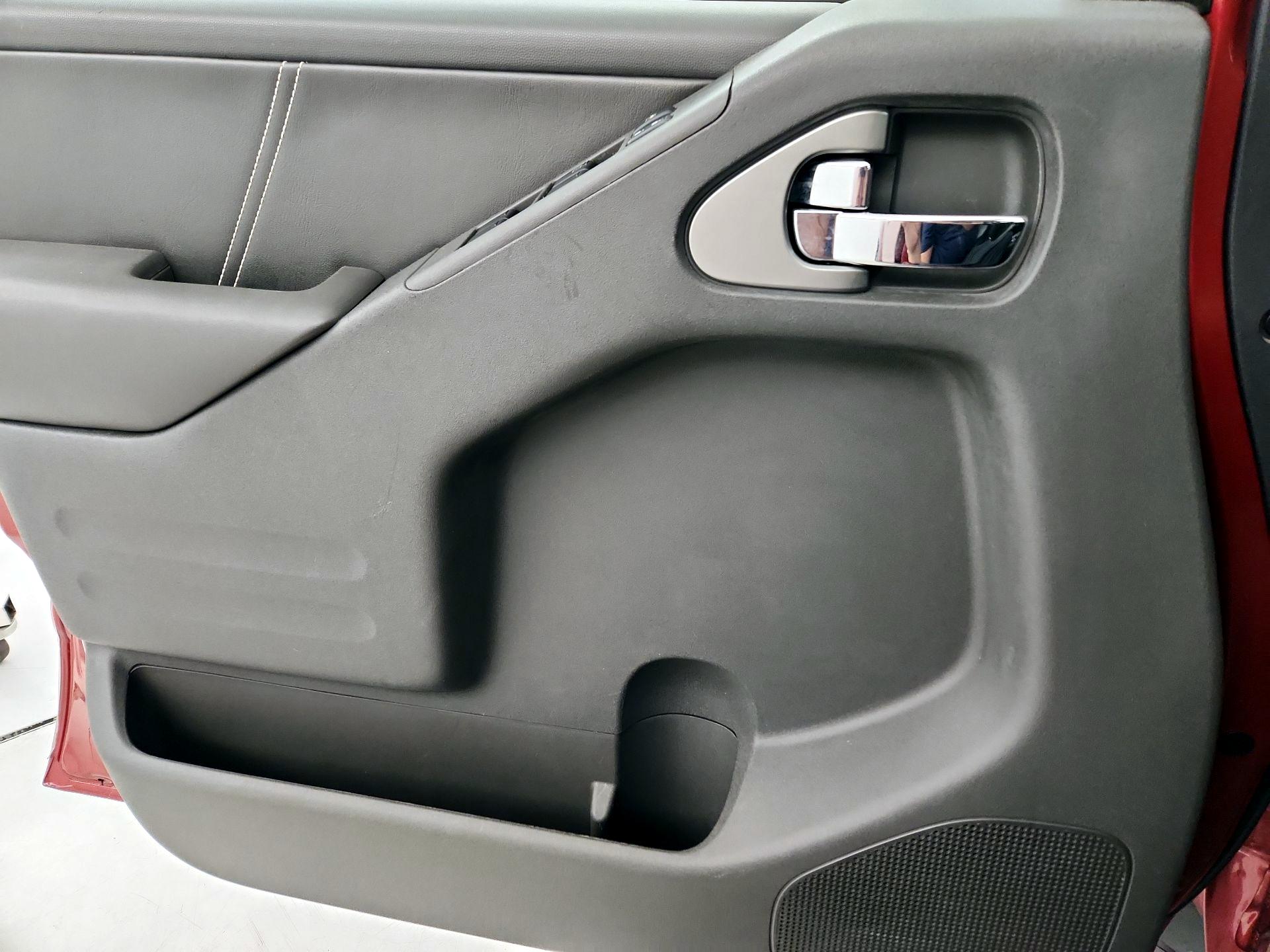 Thumbnail: 2020 Nissan Frontier - 12