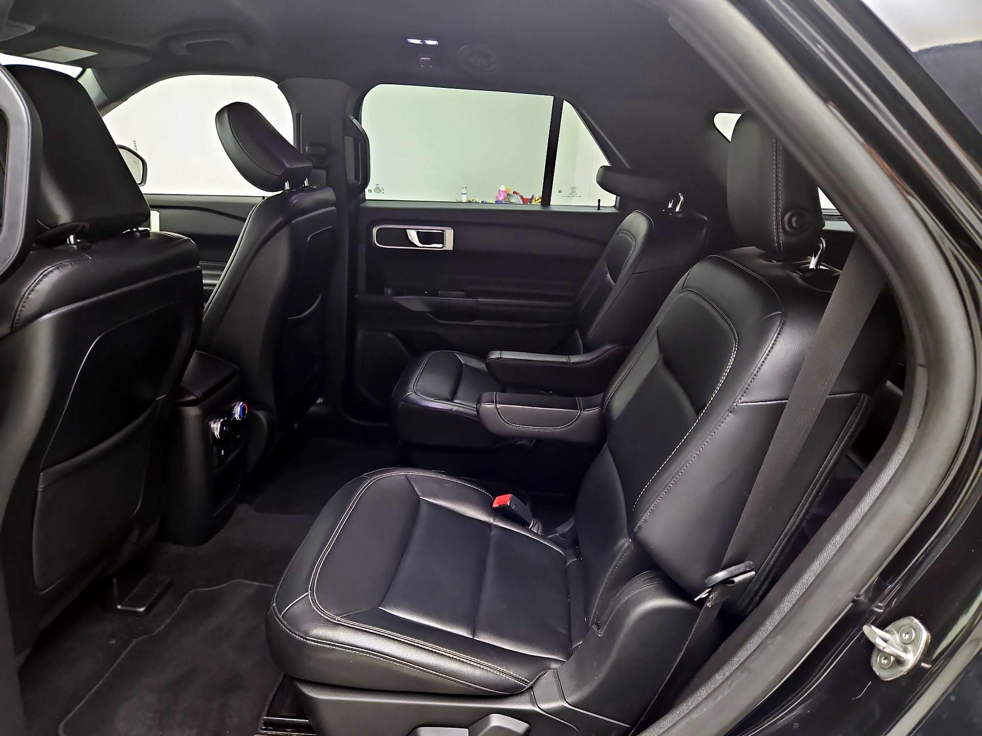 Thumbnail: 2020 Ford Explorer - 20