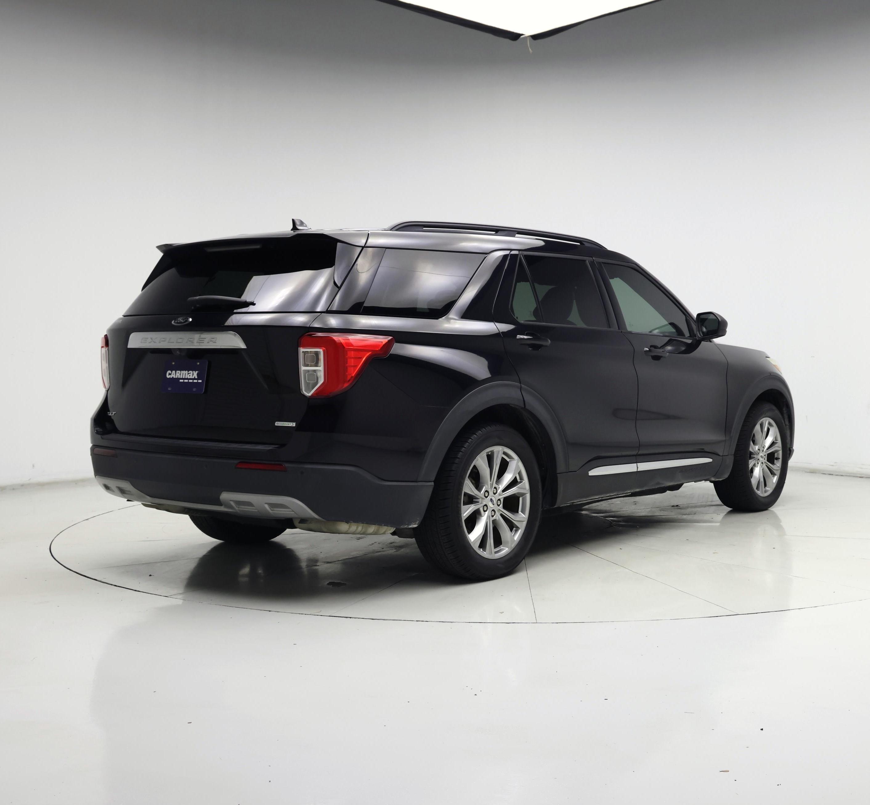 Thumbnail: 2020 Ford Explorer - 8