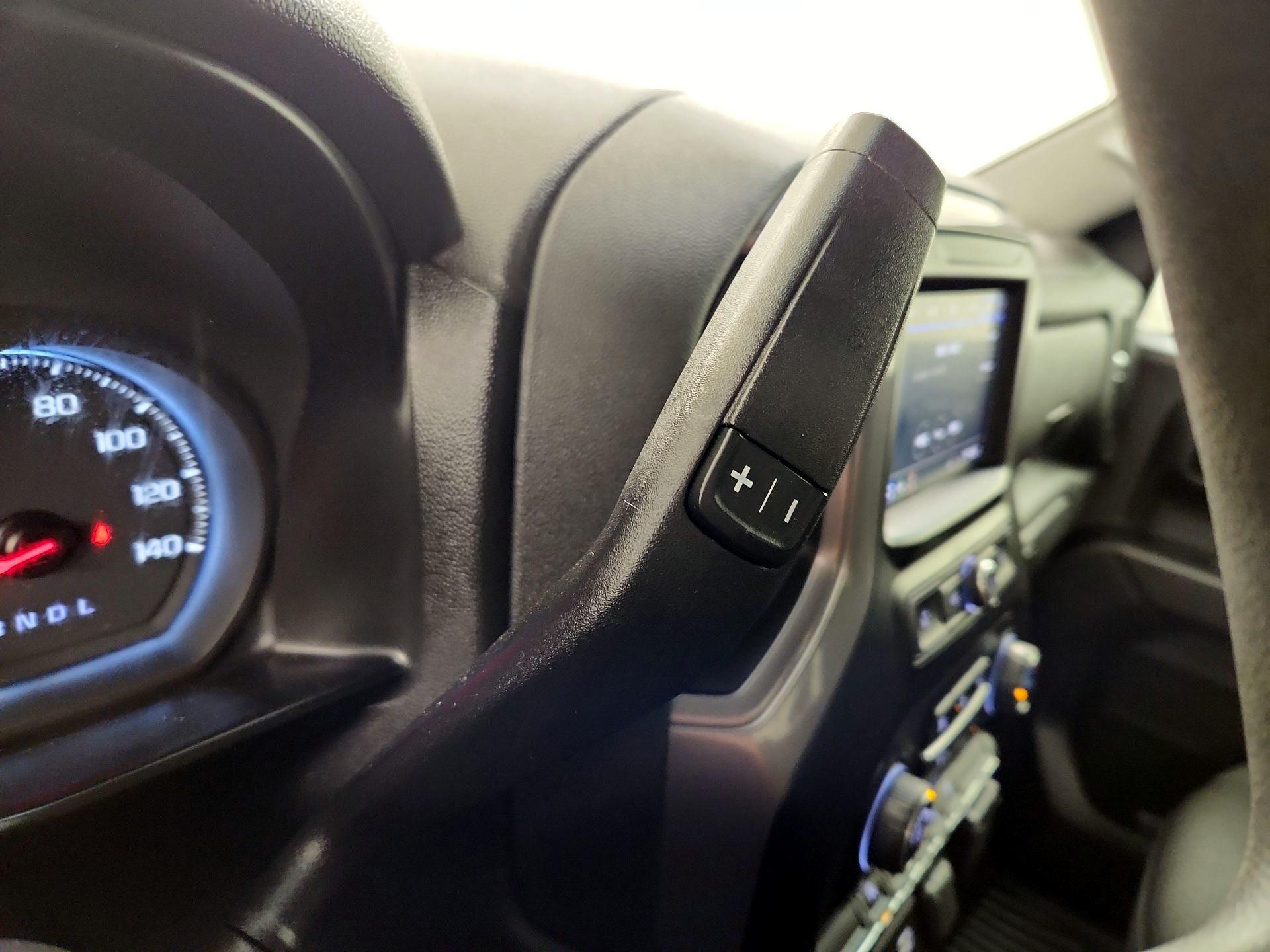 Thumbnail: 2021 Chevrolet Silverado 1500 - 17