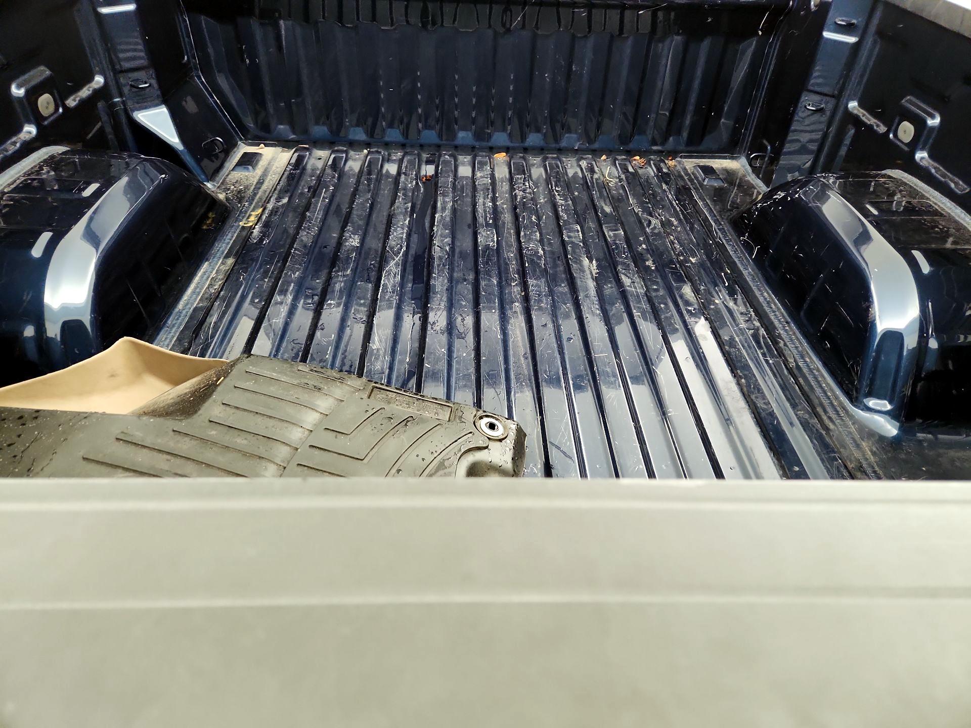 Thumbnail: 2021 Chevrolet Silverado 1500 - 20