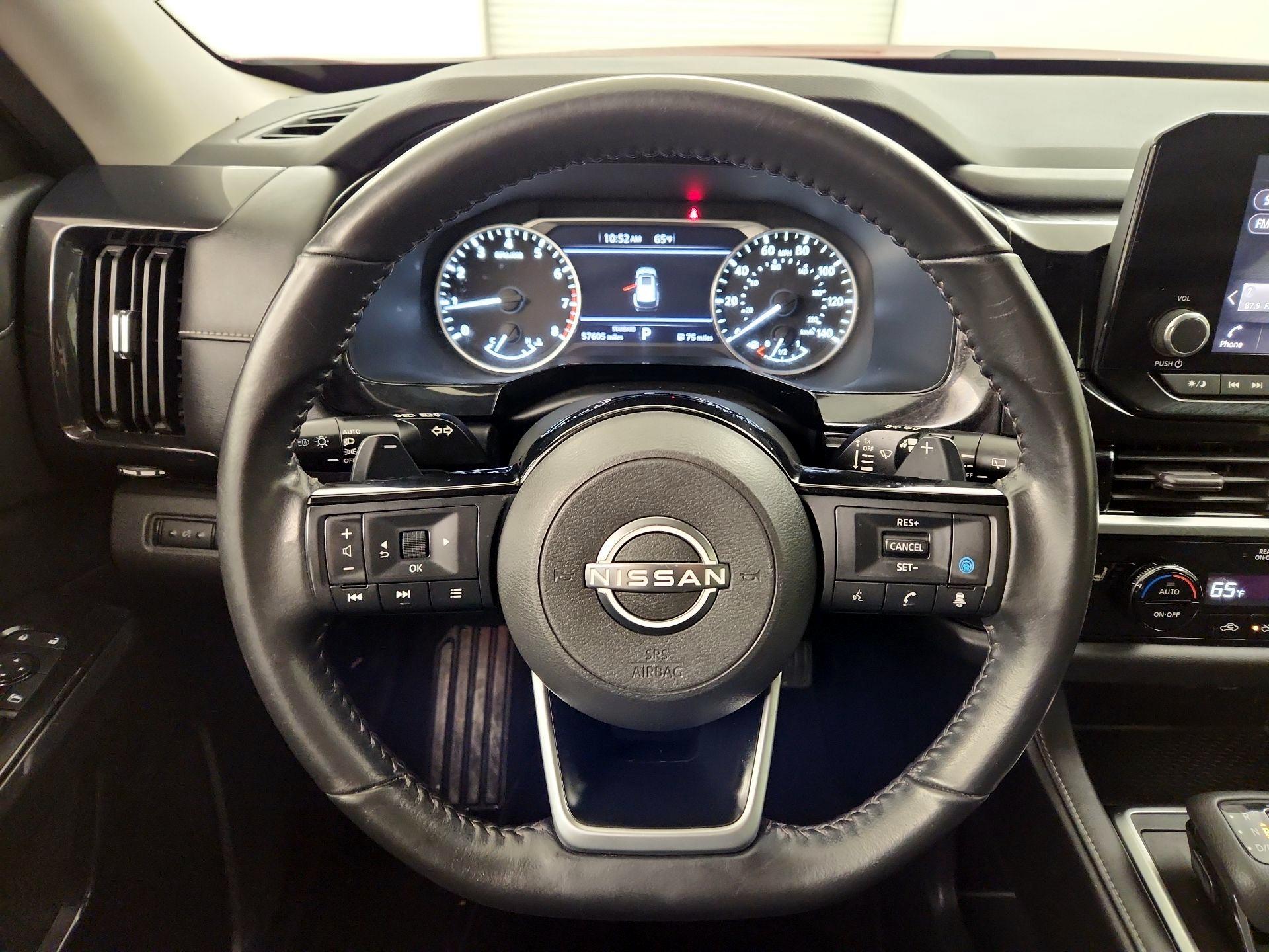 Thumbnail: 2022 Nissan Pathfinder - 10