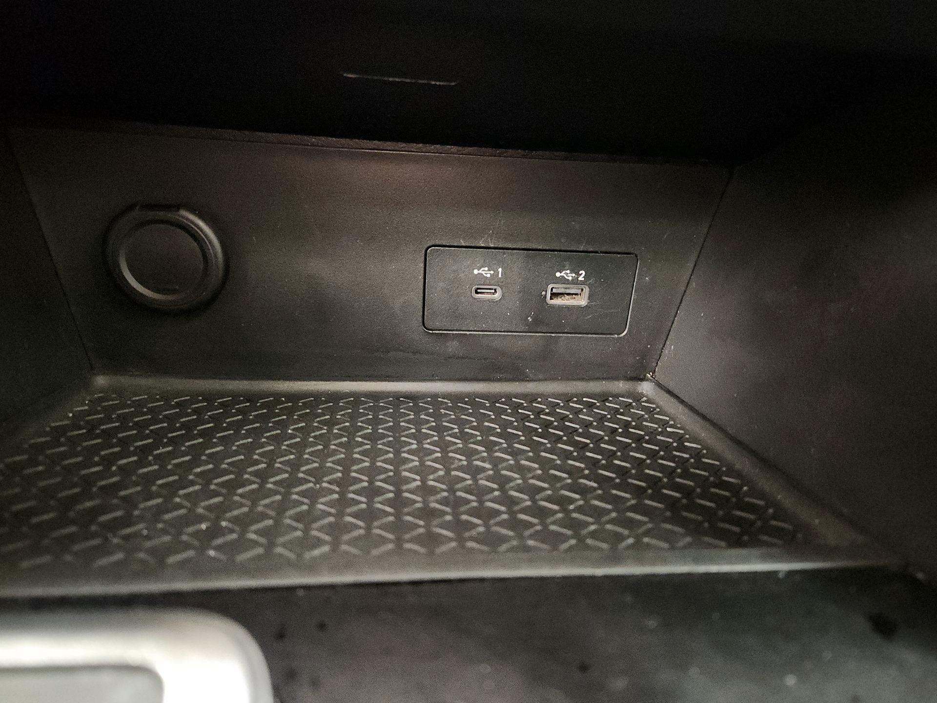 Thumbnail: 2022 Nissan Pathfinder - 18