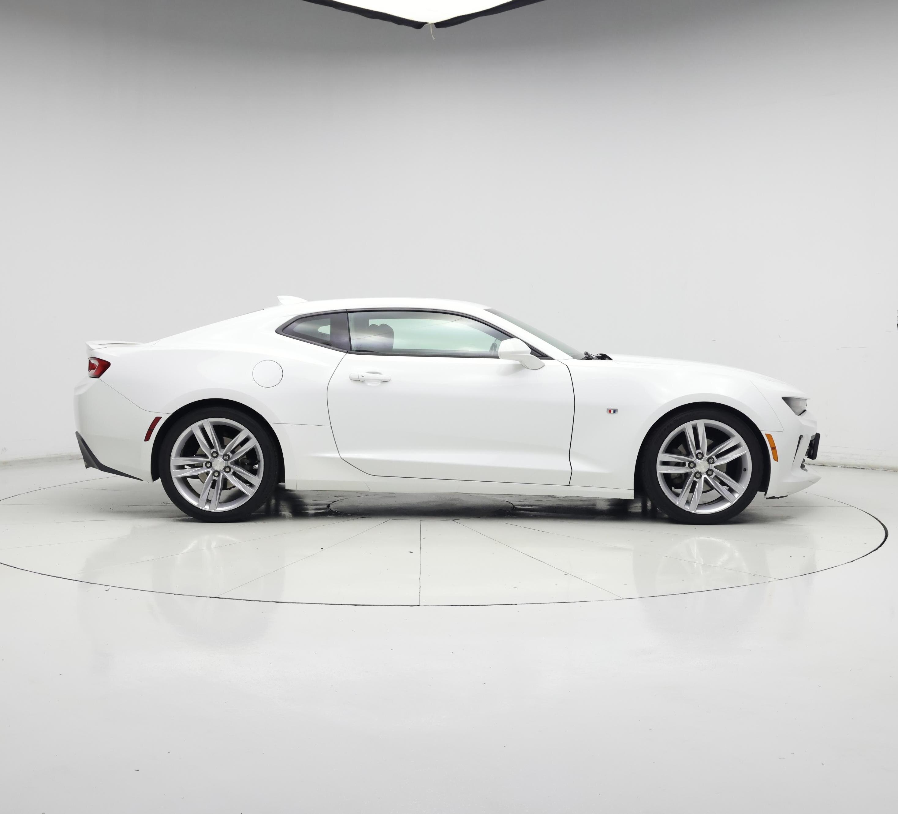 Thumbnail: 2017 Chevrolet Camaro - 7