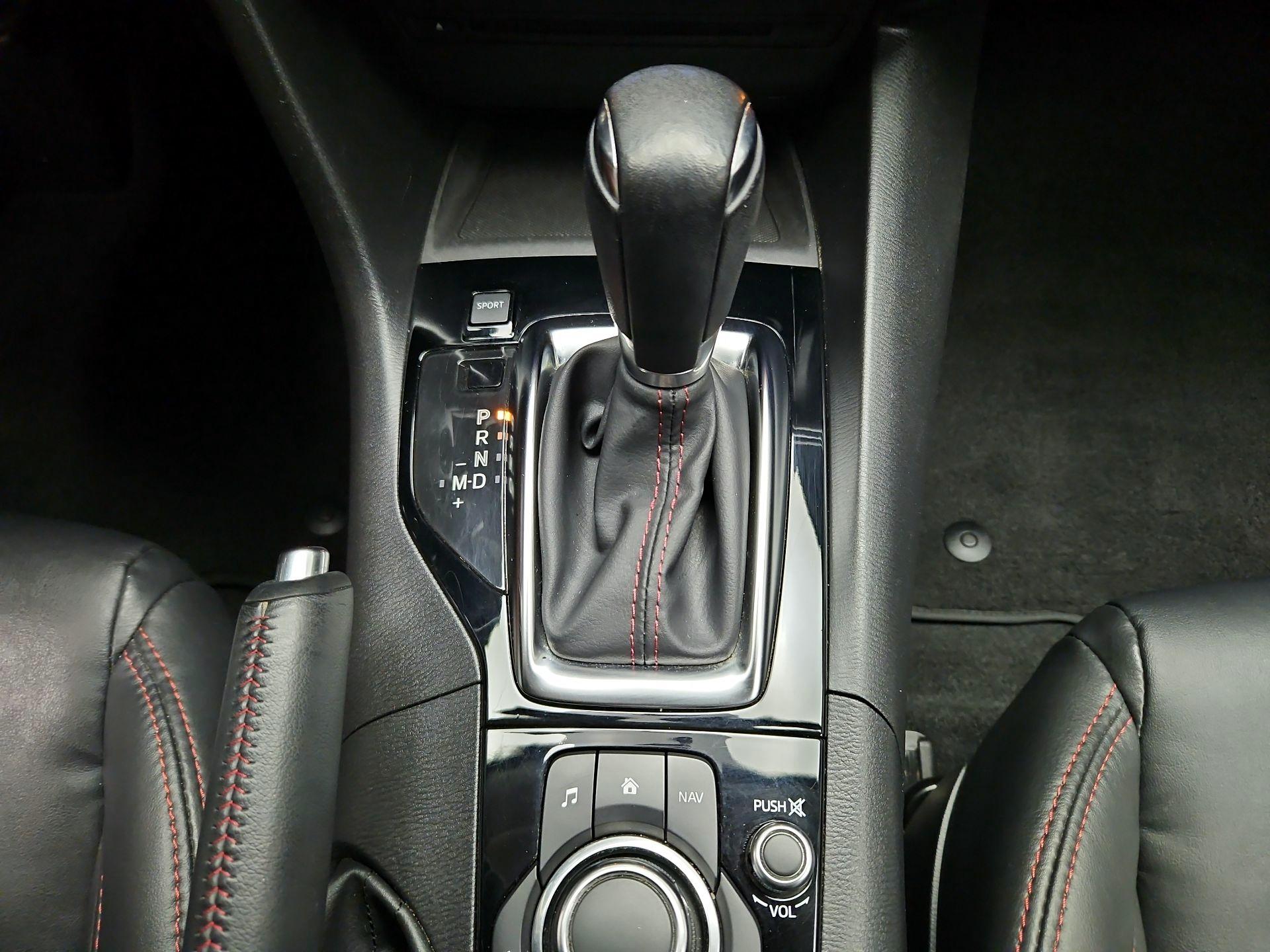 Thumbnail: 2014 Mazda Mazda3 - 18