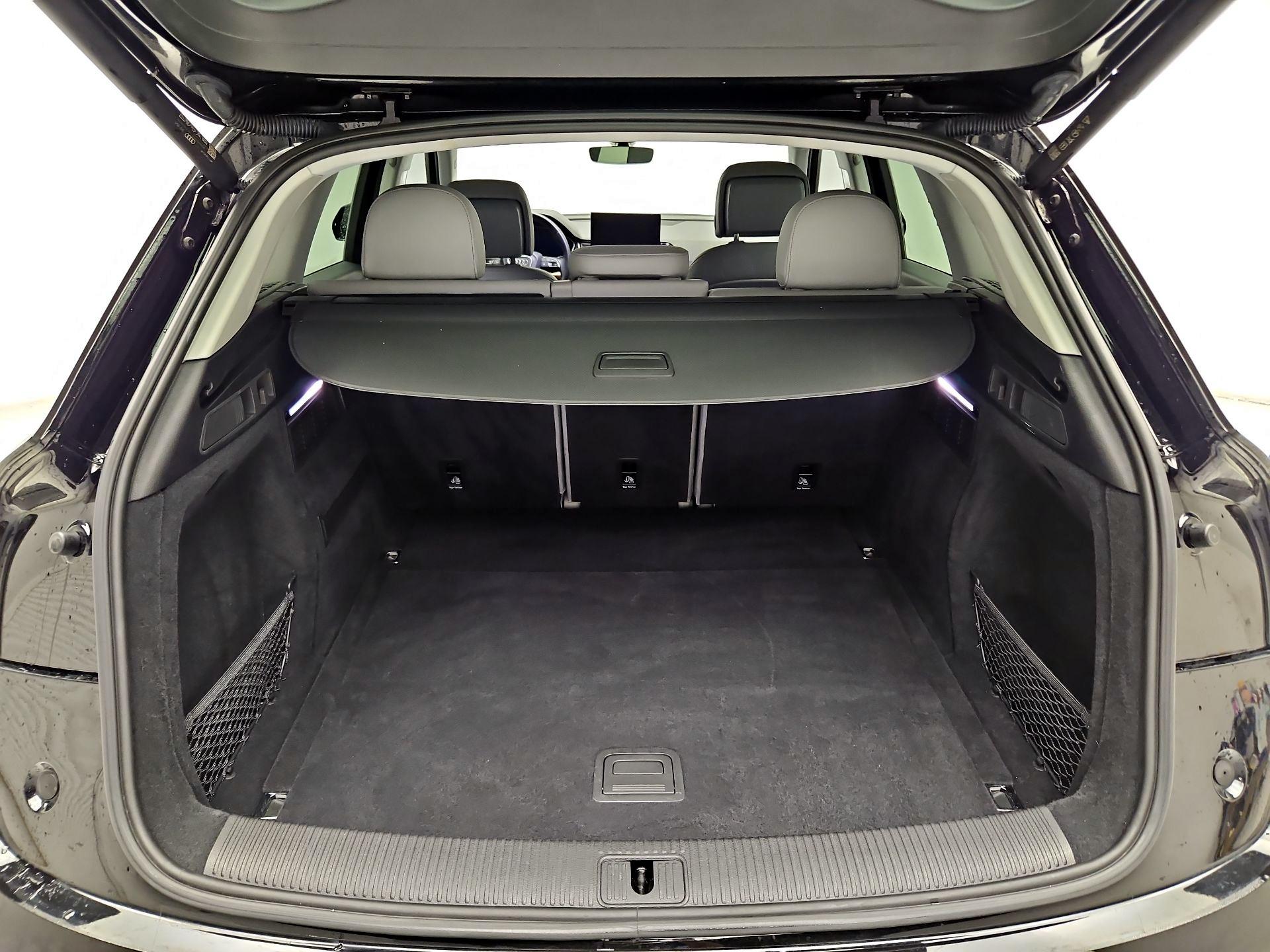 Thumbnail: 2022 Audi Q5 - 18