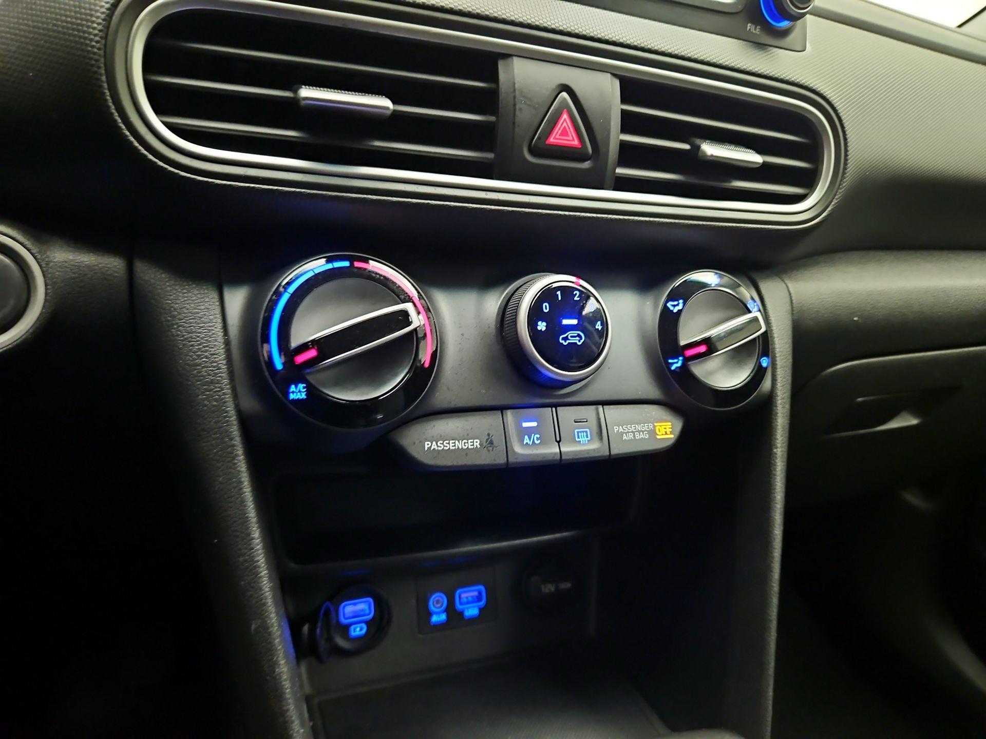 Thumbnail: 2020 Hyundai Kona - 15