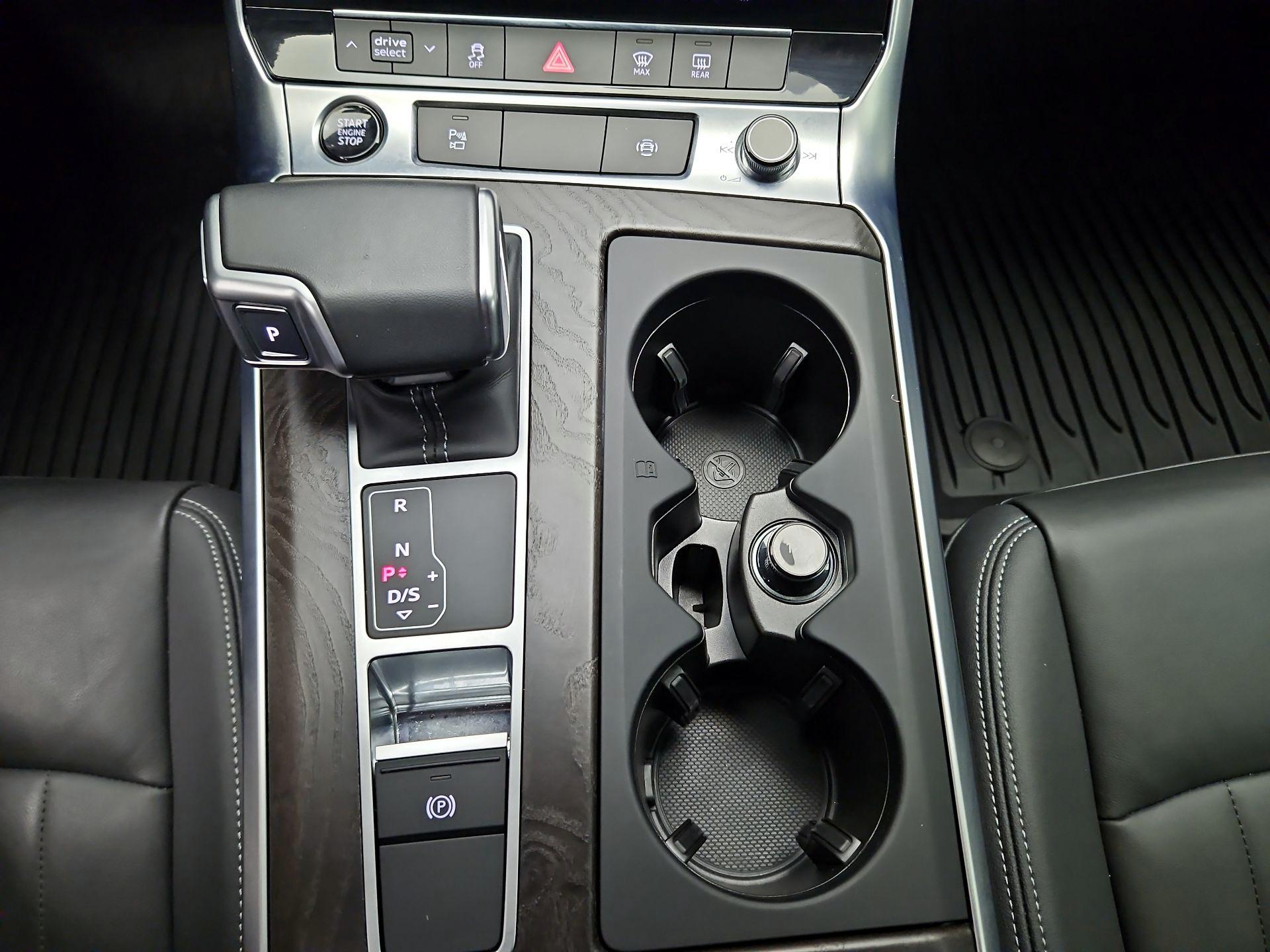 Thumbnail: 2022 Audi A6 - 18