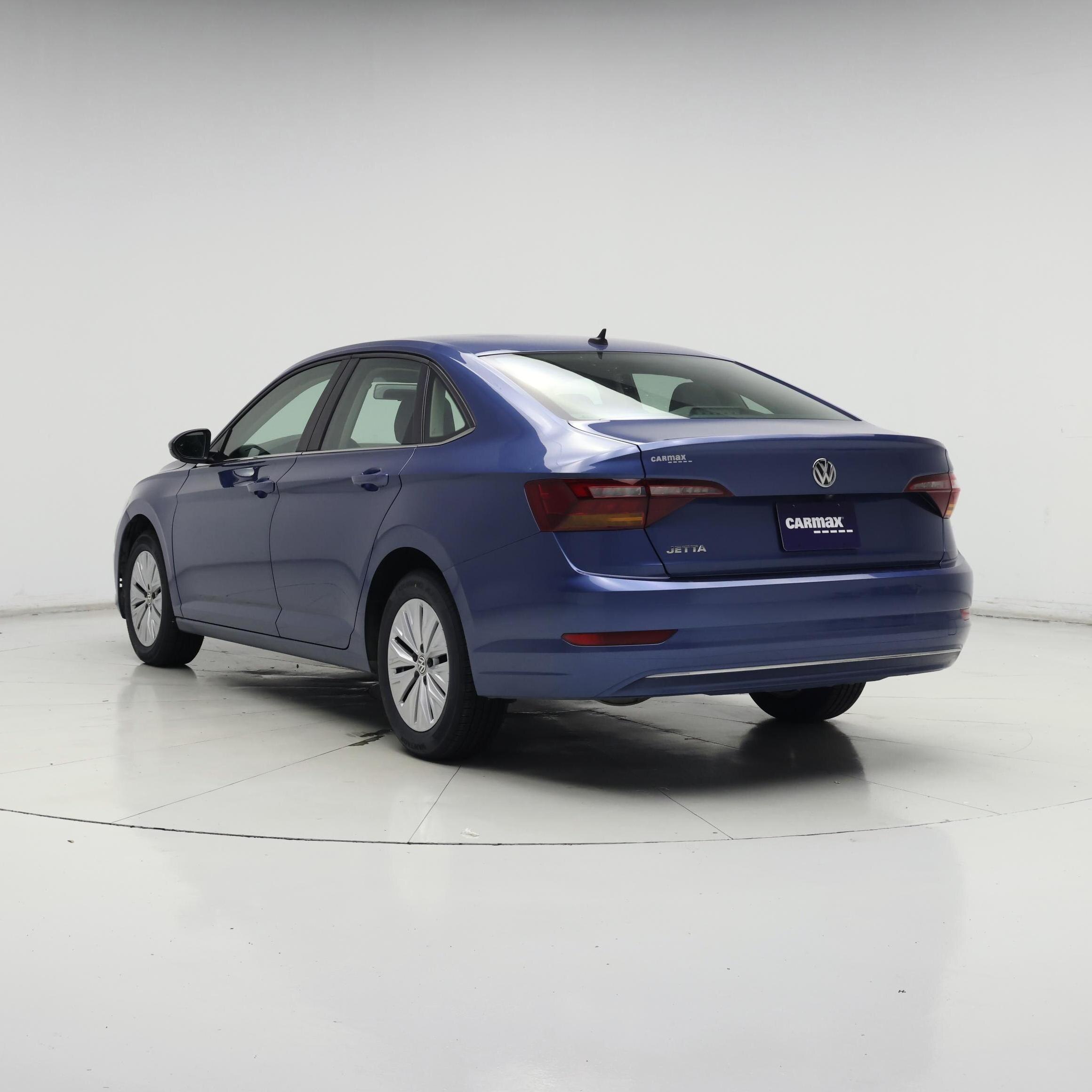 Thumbnail: 2019 Volkswagen Jetta - 2