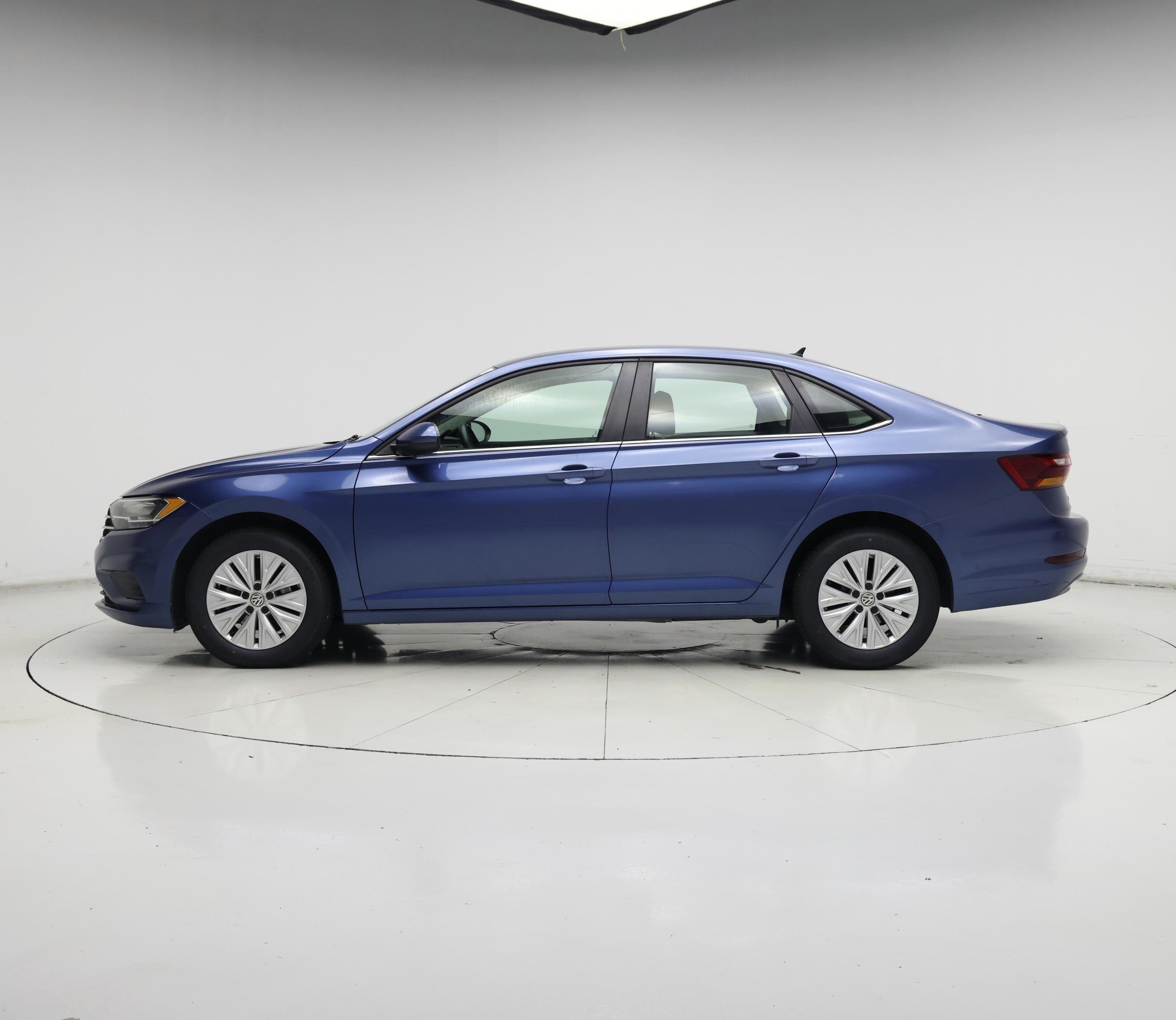 Thumbnail: 2019 Volkswagen Jetta - 3