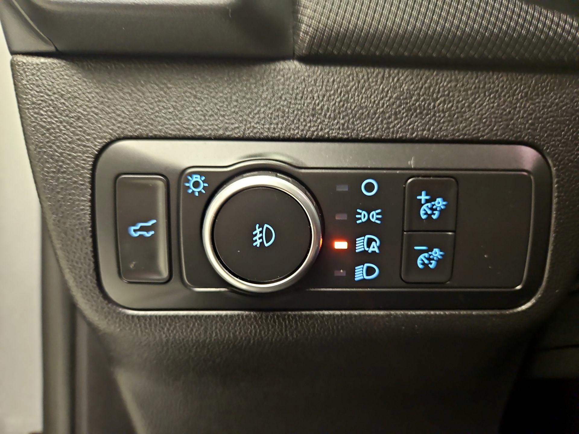 Thumbnail: 2021 Ford Bronco Sport - 13