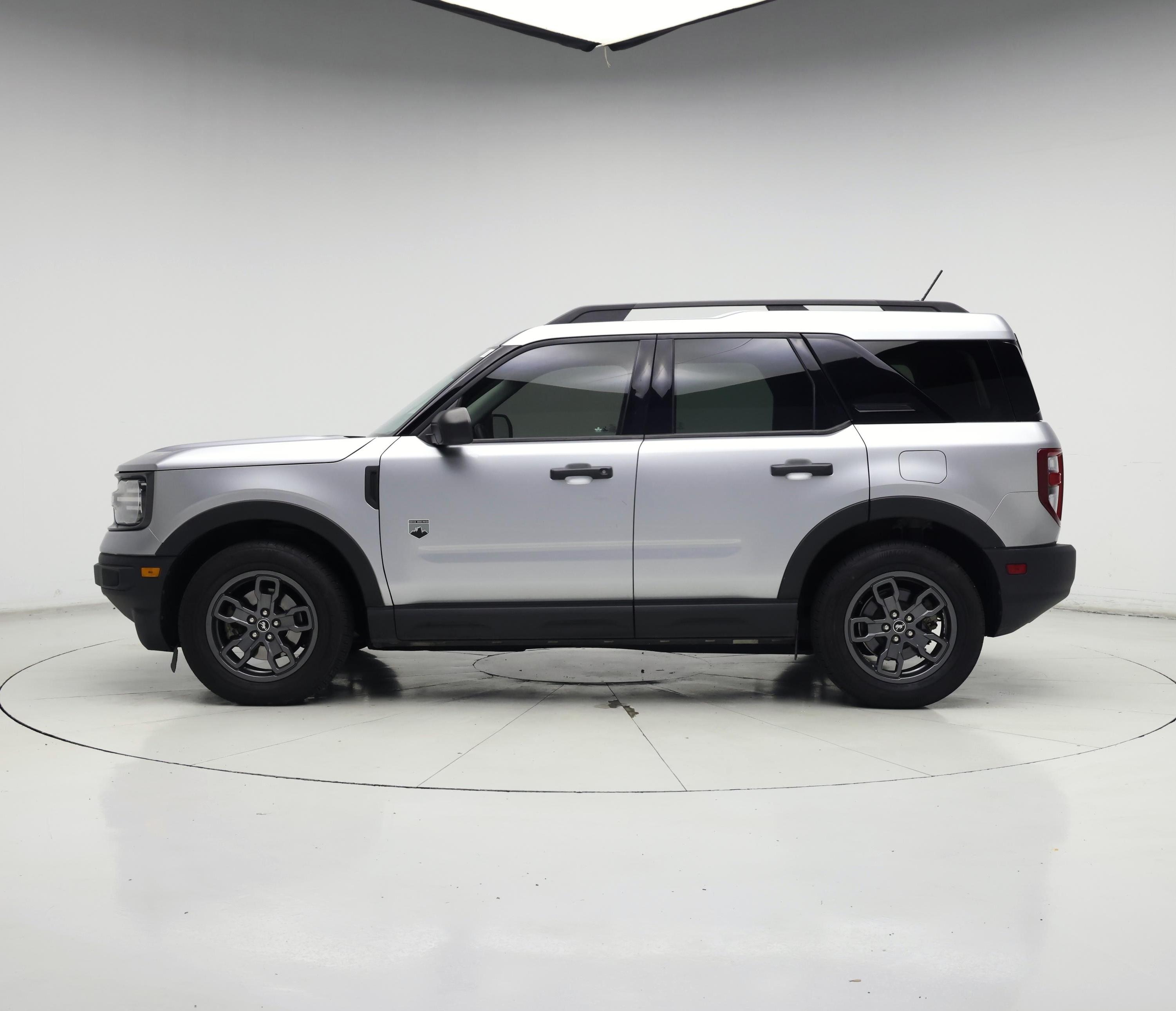 Thumbnail: 2021 Ford Bronco Sport - 3