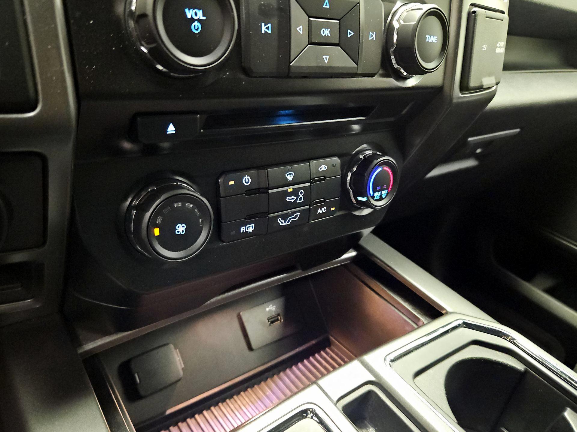 Thumbnail: 2016 Ford F-150 - 16