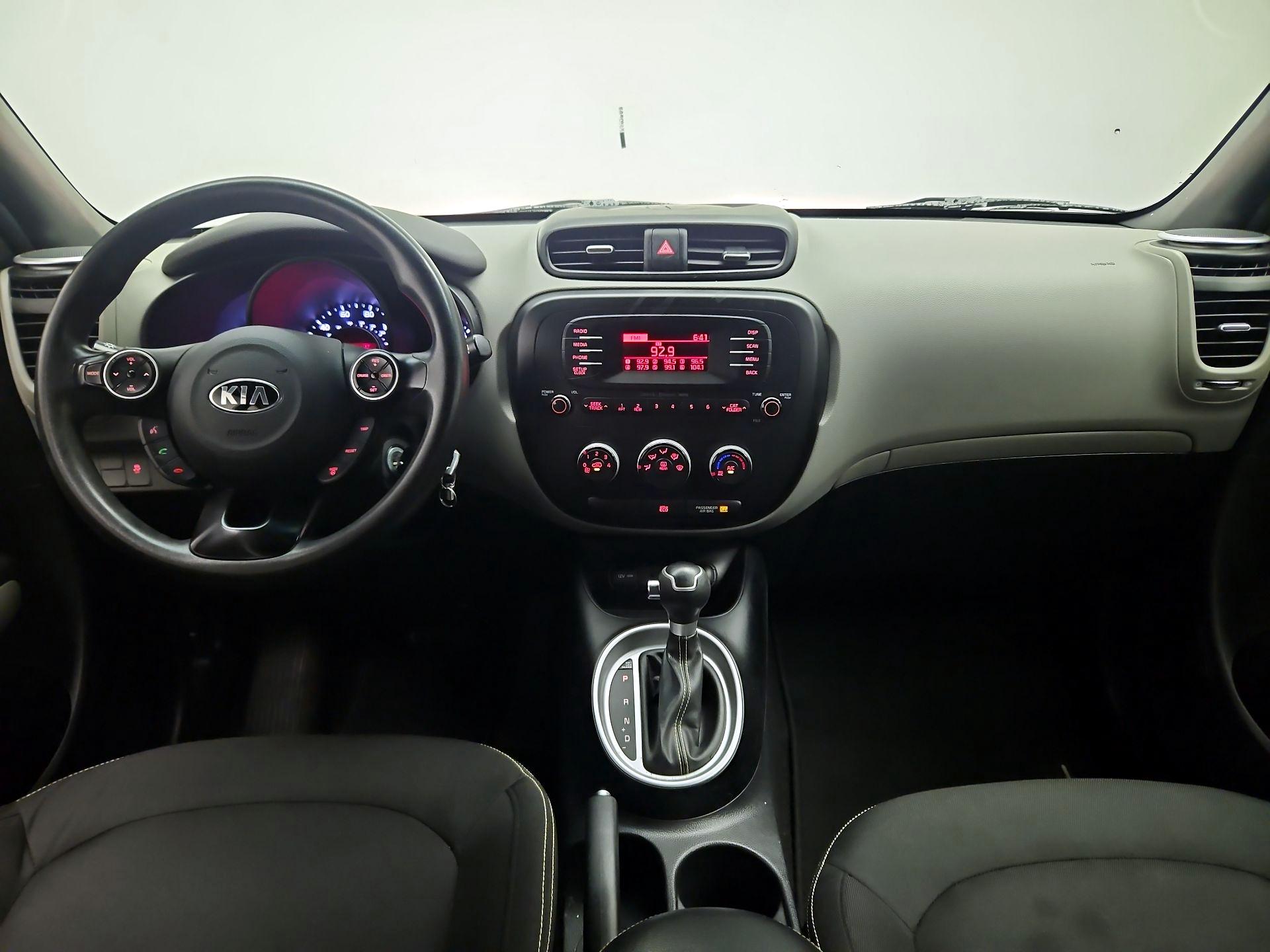 Thumbnail: 2015 Kia Soul - 9