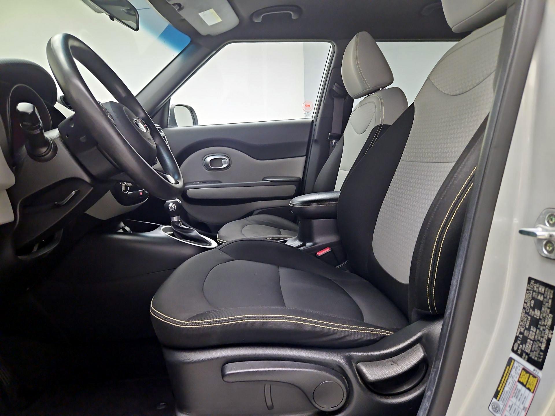 Thumbnail: 2015 Kia Soul - 11