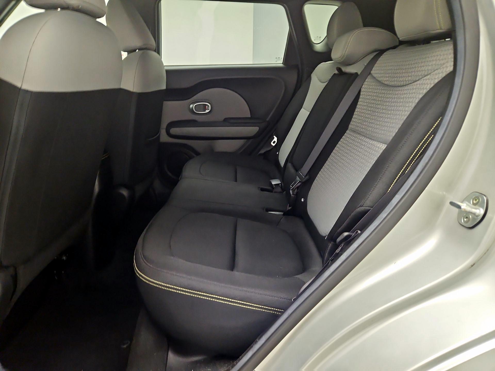 Thumbnail: 2015 Kia Soul - 18