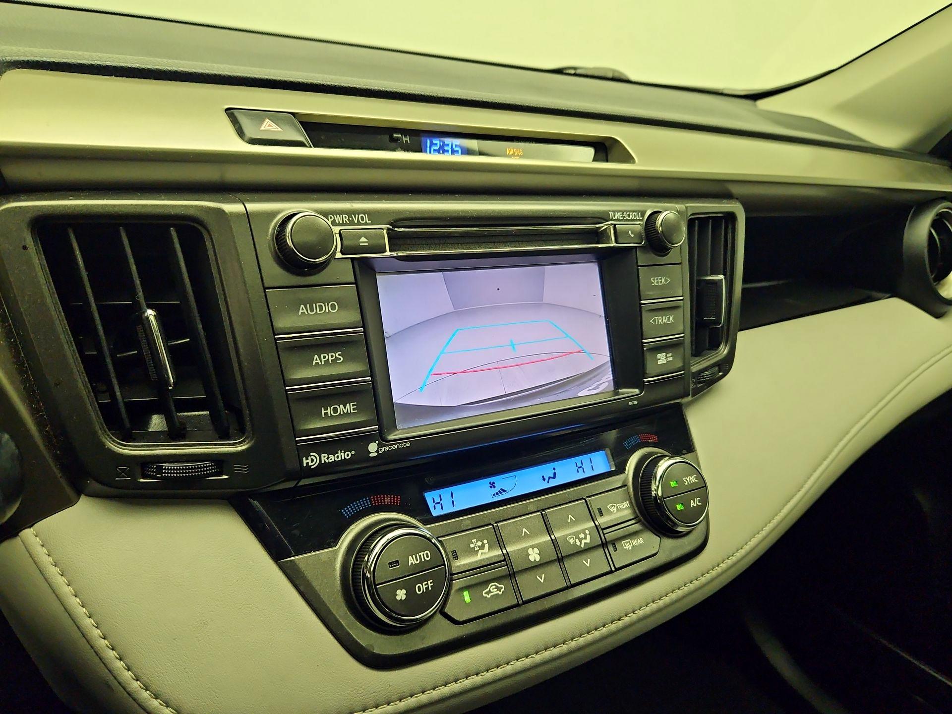 Thumbnail: 2015 Toyota RAV4 - 14