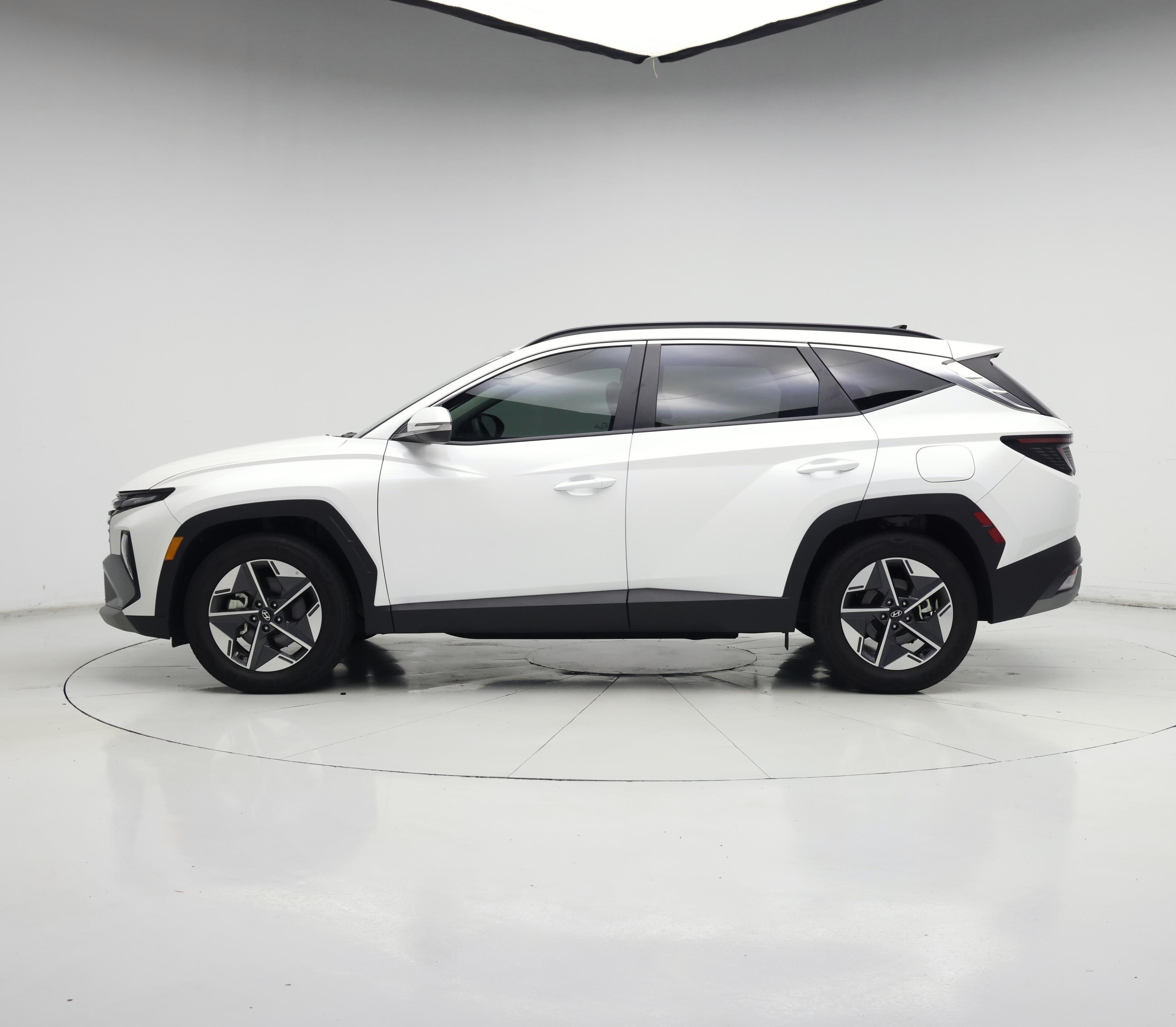 Thumbnail: 2025 Hyundai Tucson - 3