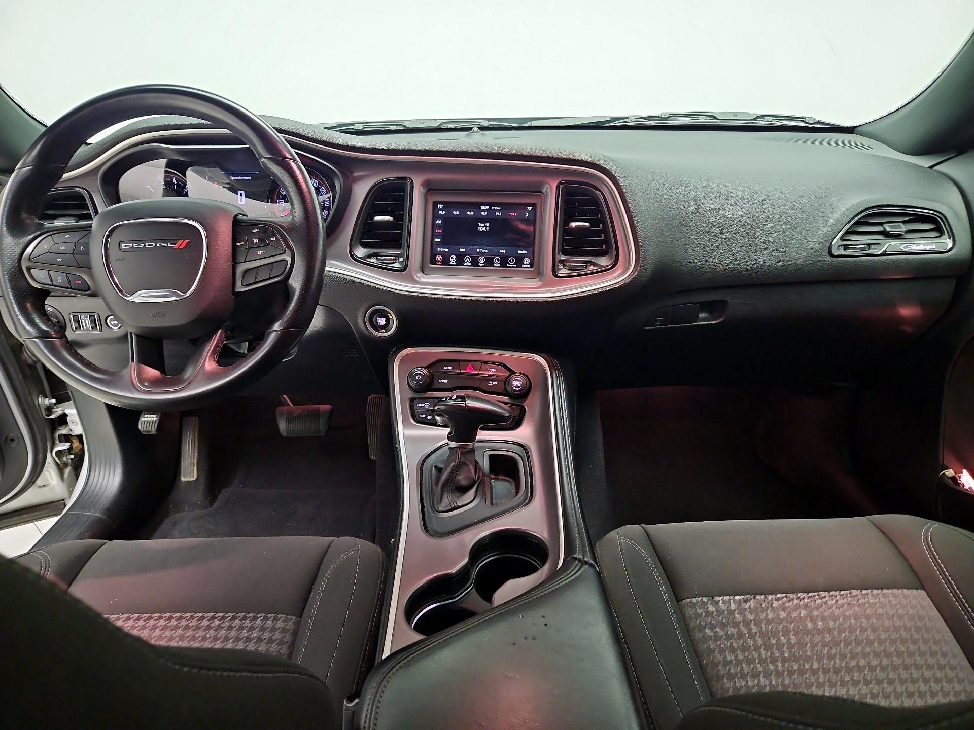 Thumbnail: 2022 Dodge Challenger - 9