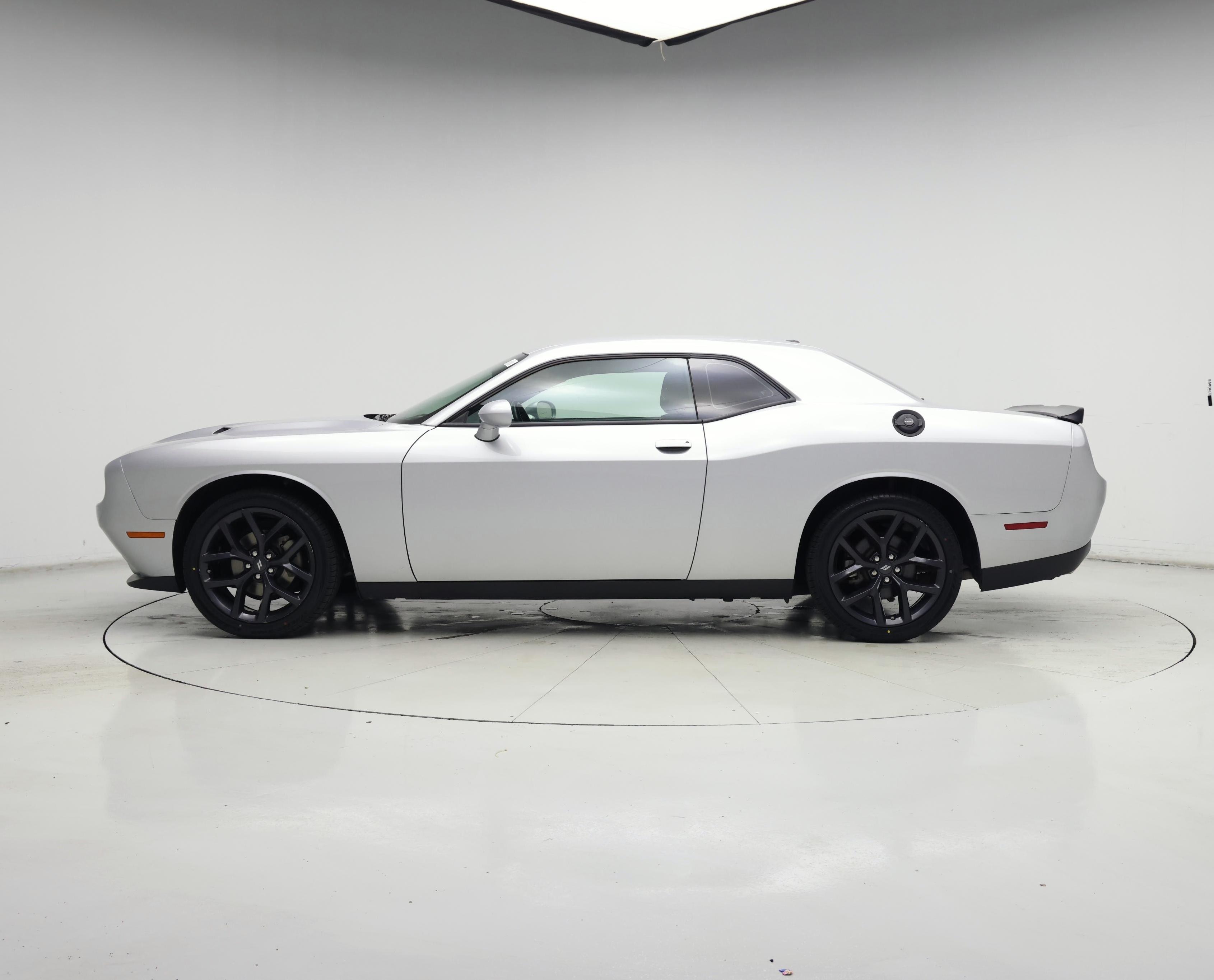 Thumbnail: 2022 Dodge Challenger - 3