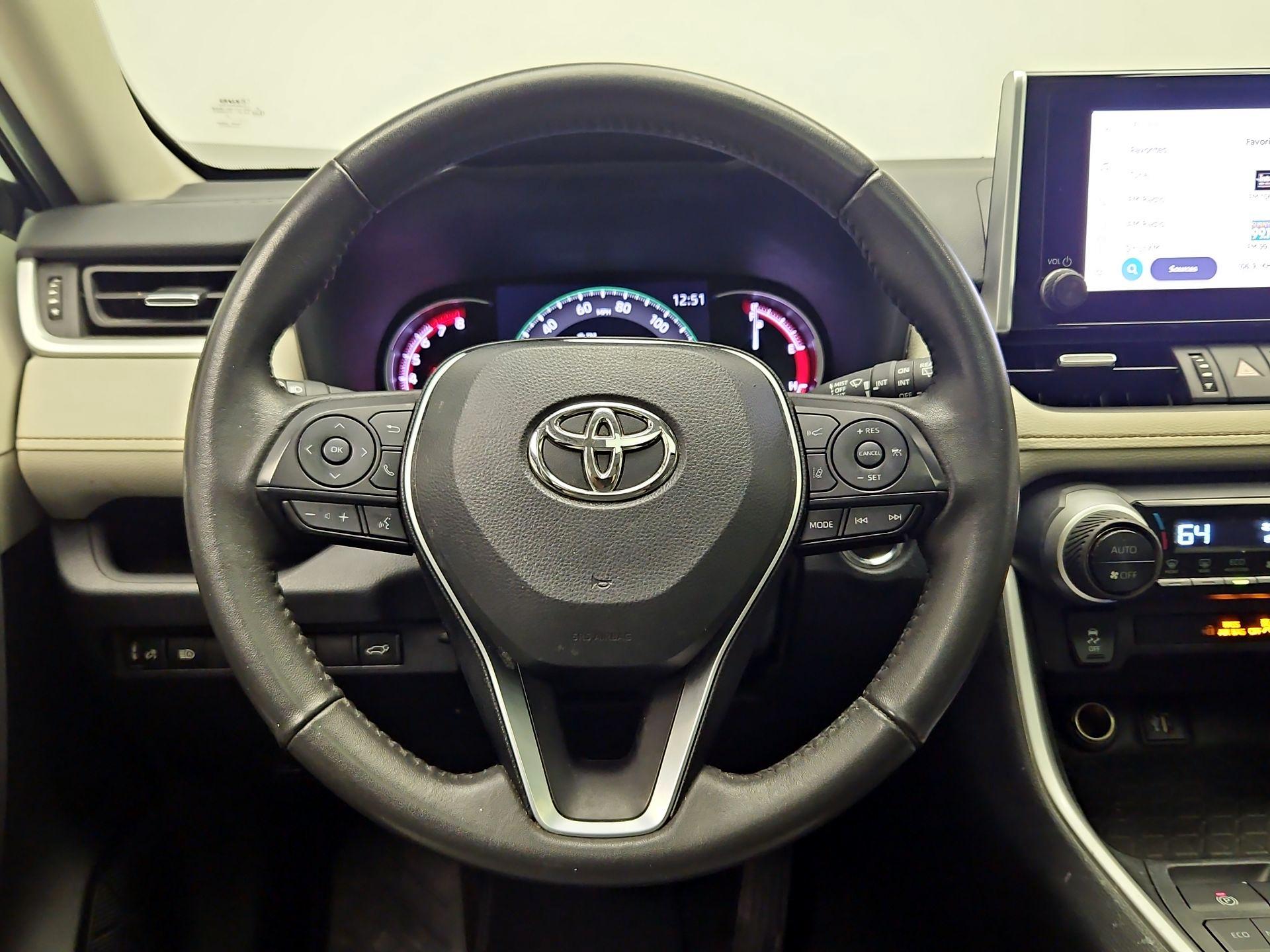 Thumbnail: 2024 Toyota RAV4 - 10