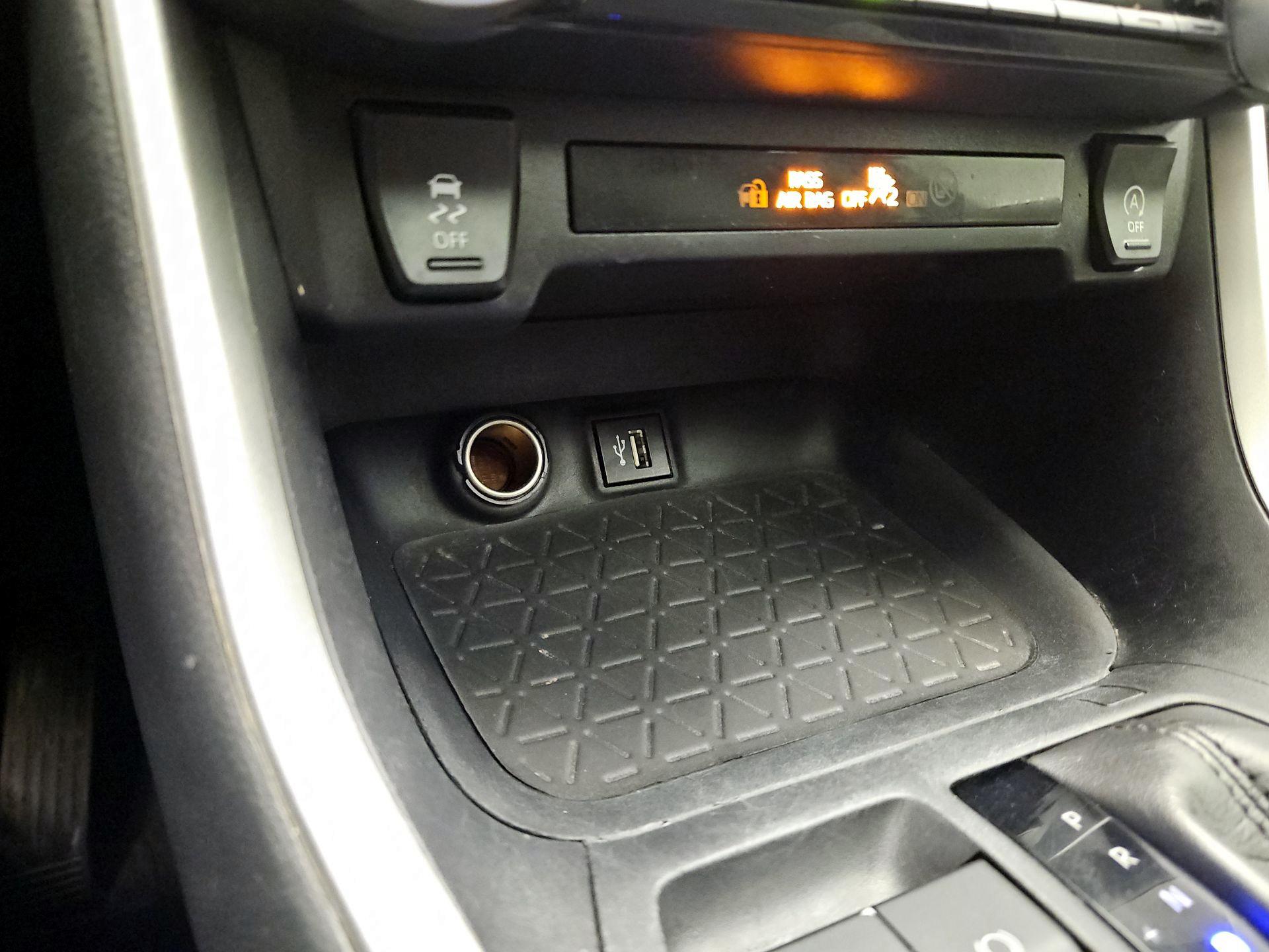 Thumbnail: 2024 Toyota RAV4 - 18