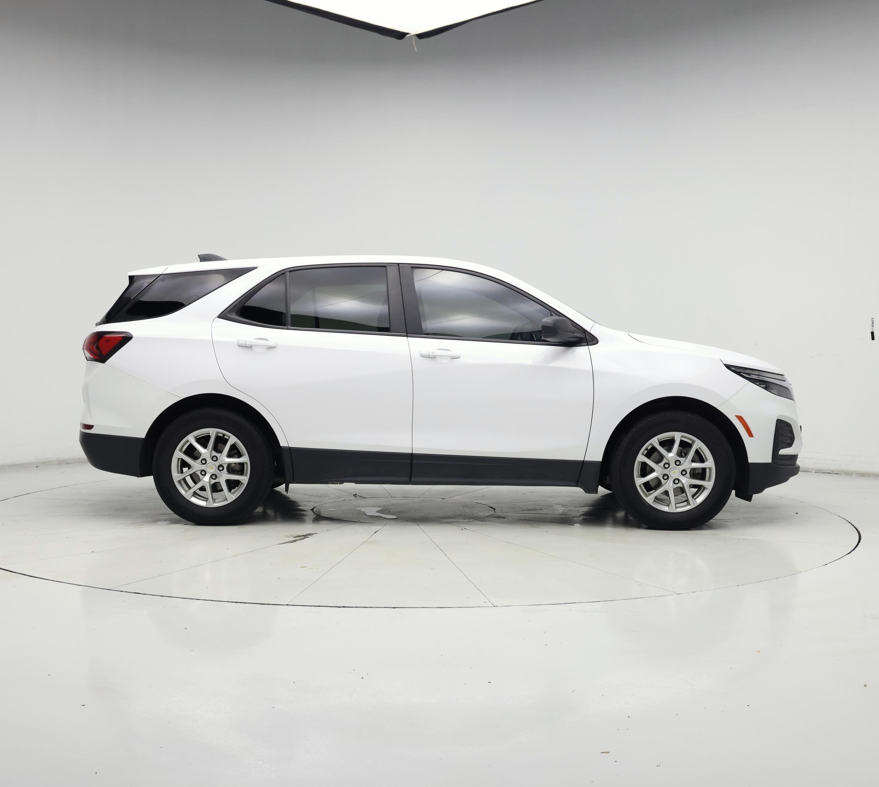 Thumbnail: 2023 Chevrolet Equinox - 7