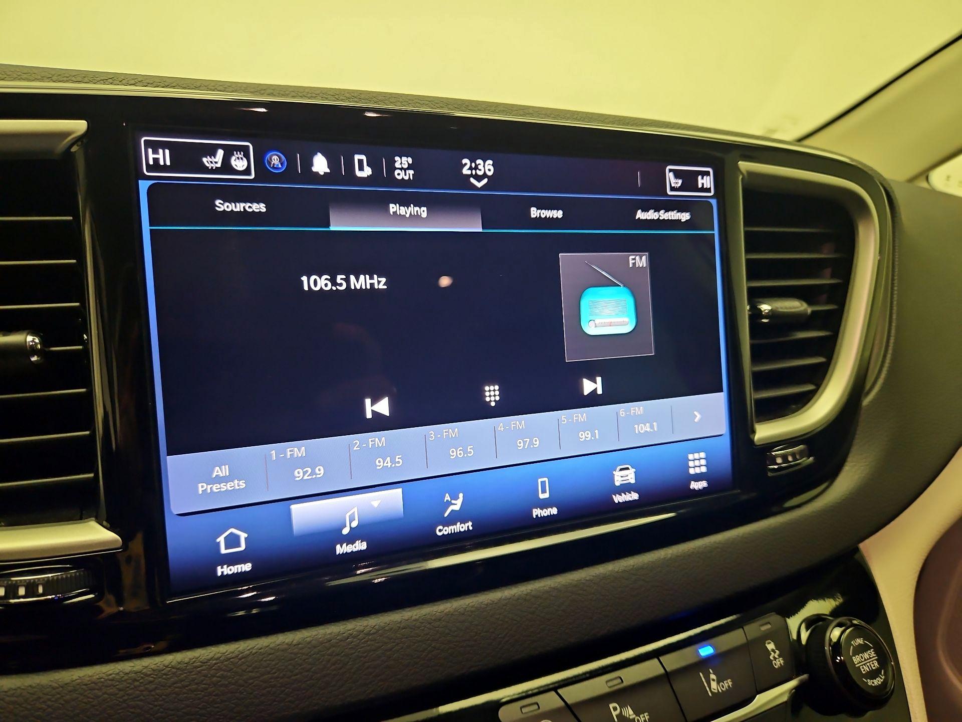 Thumbnail: 2024 Chrysler Pacifica - 15