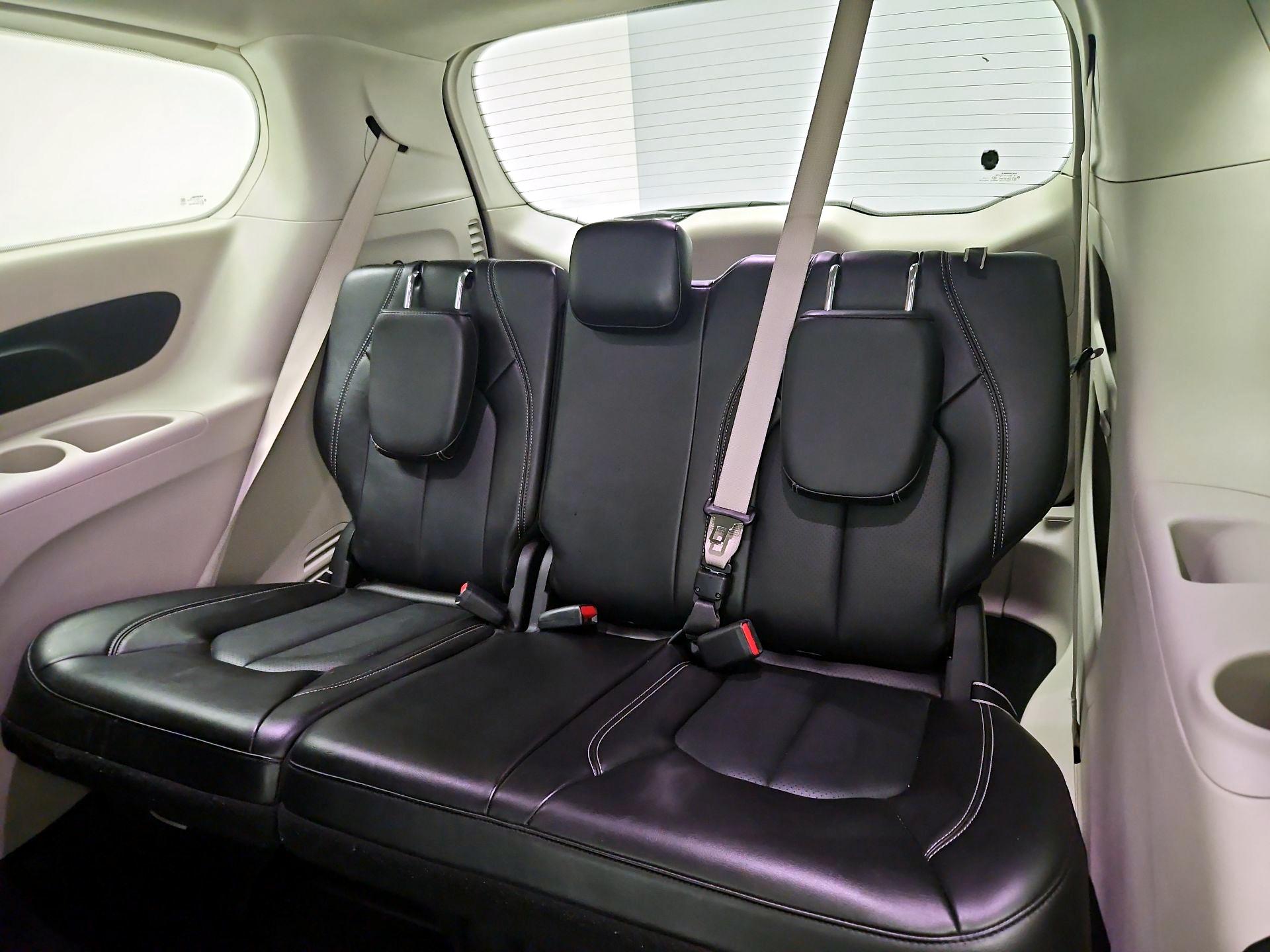 Thumbnail: 2024 Chrysler Pacifica - 20