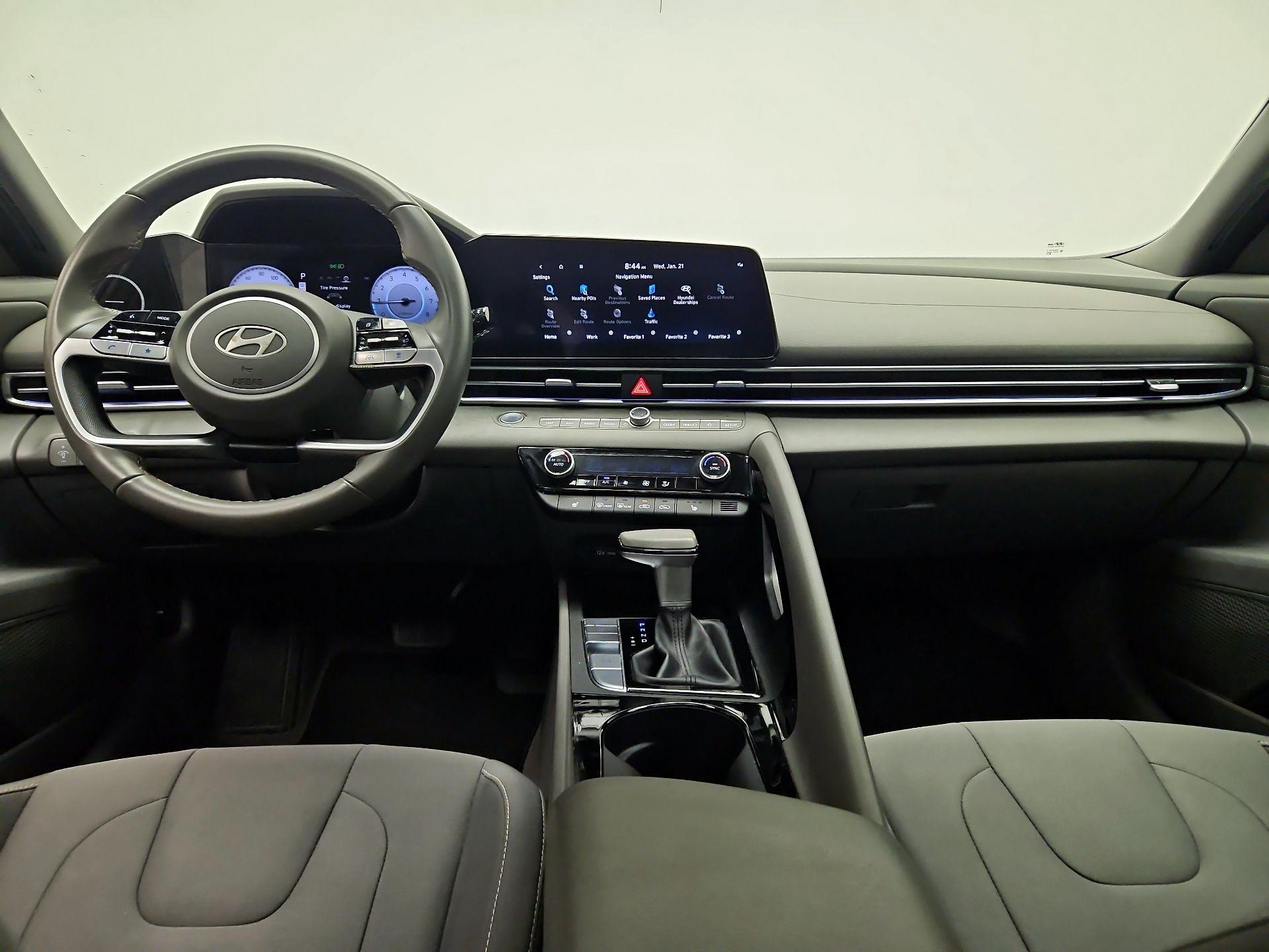 Thumbnail: 2025 Hyundai Elantra - 9