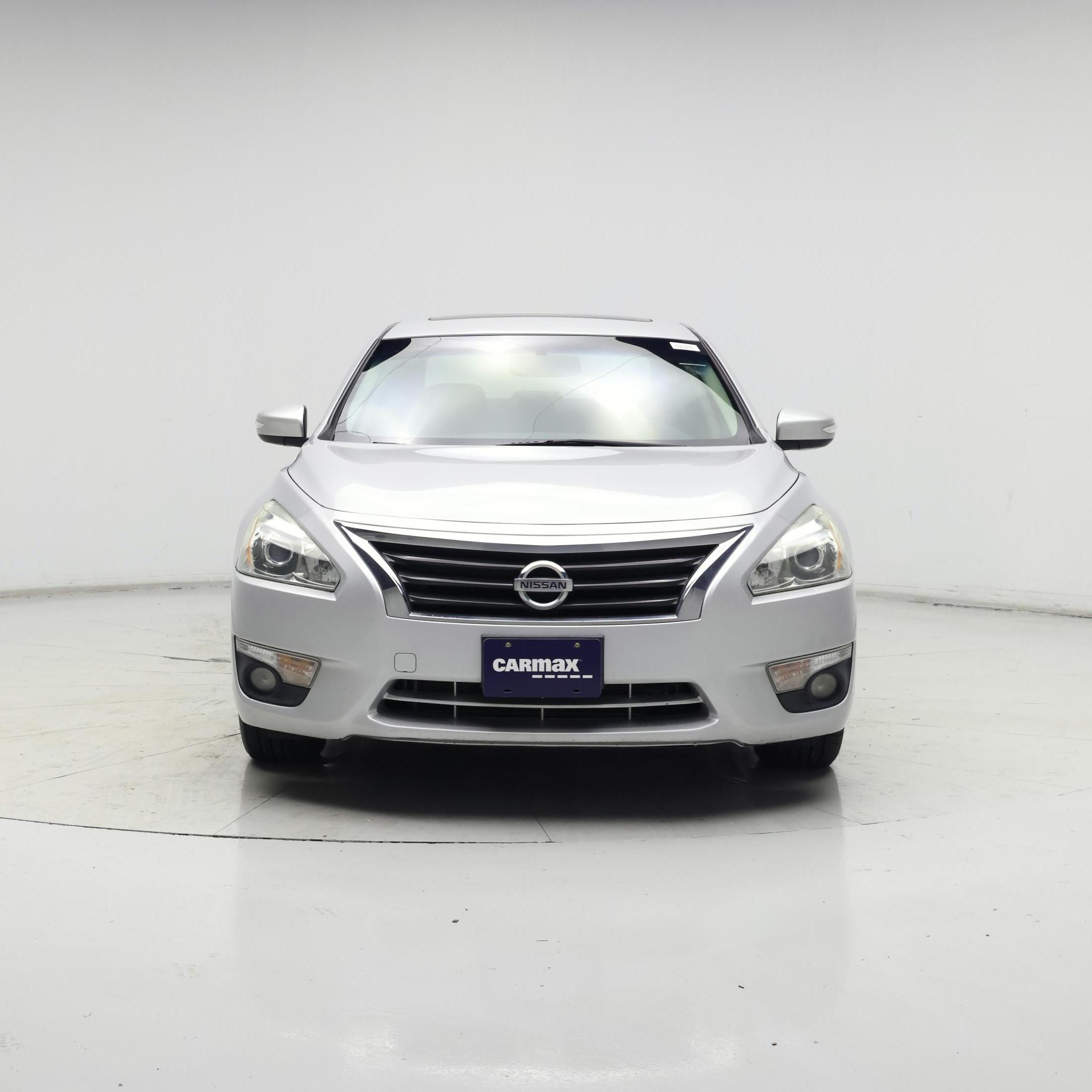 Thumbnail: 2015 Nissan Altima - 5
