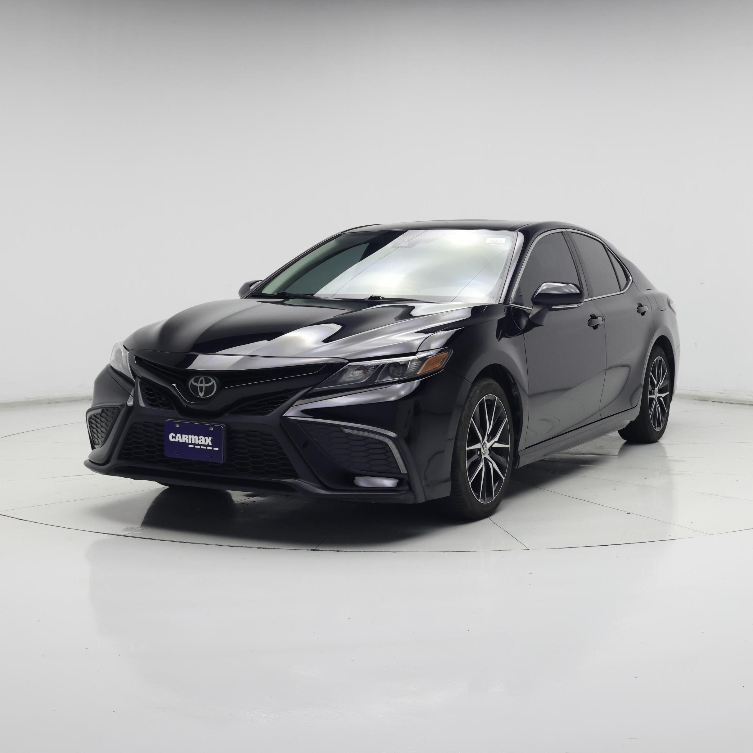 Thumbnail: 2022 Toyota Camry - 4