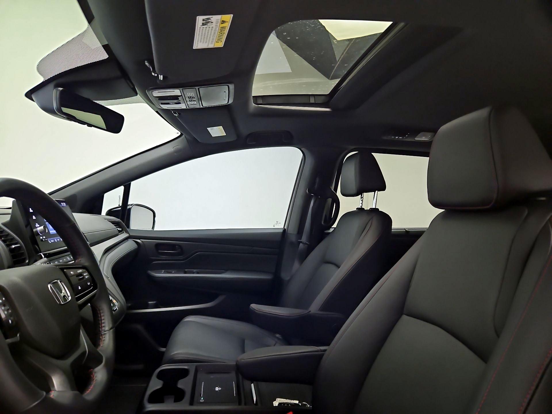 Thumbnail: 2025 Honda Odyssey - 19