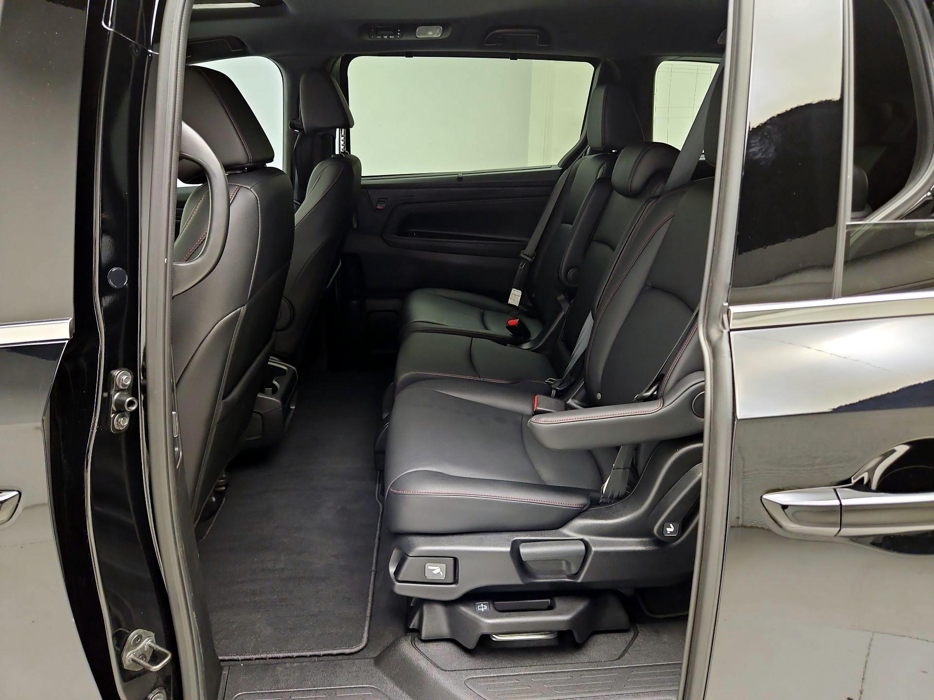 Thumbnail: 2025 Honda Odyssey - 20